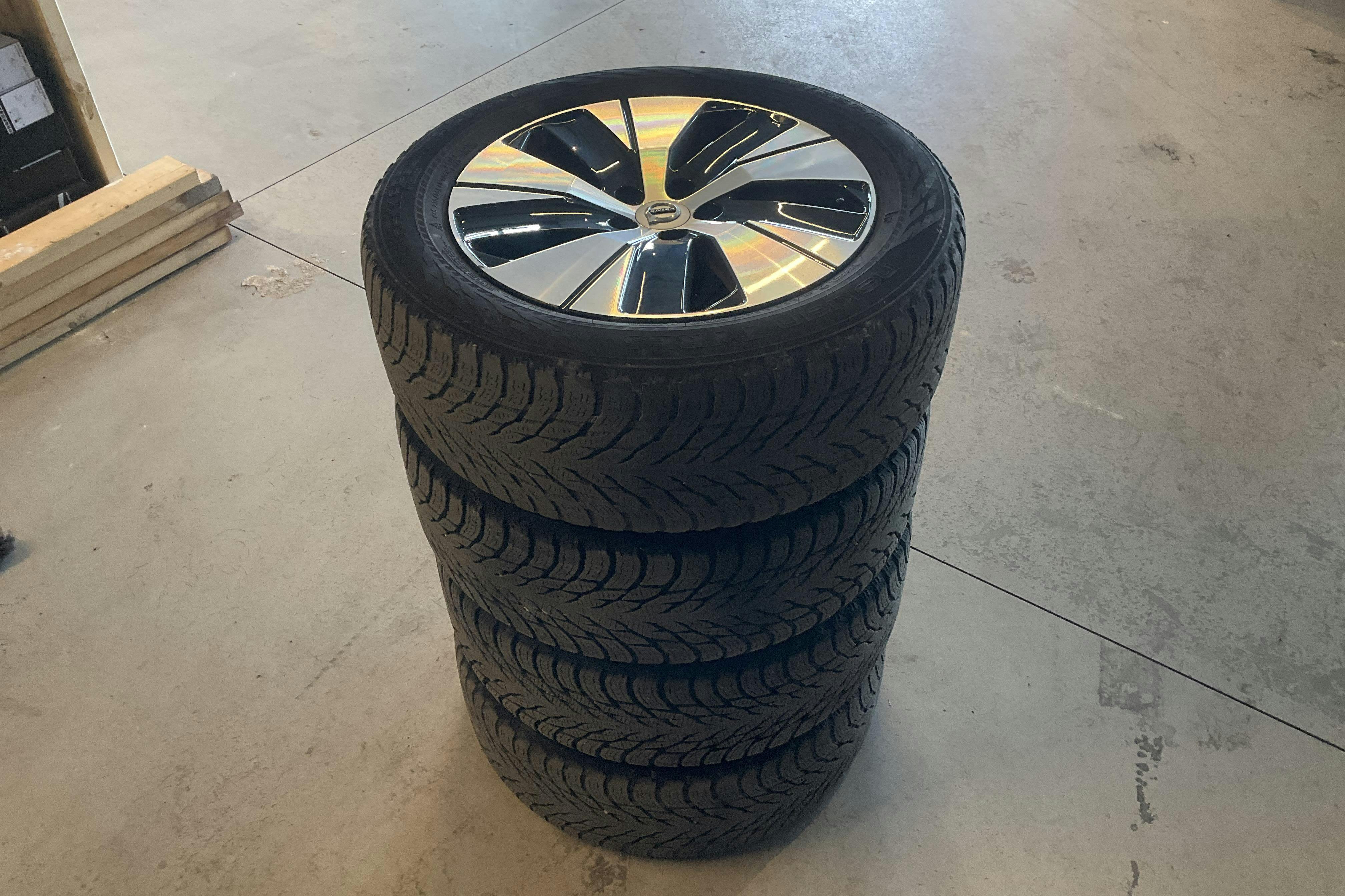Volvo XC40 T4 2WD Recharge (211hk) - 62 460 km - Automaatne - hall - 2022