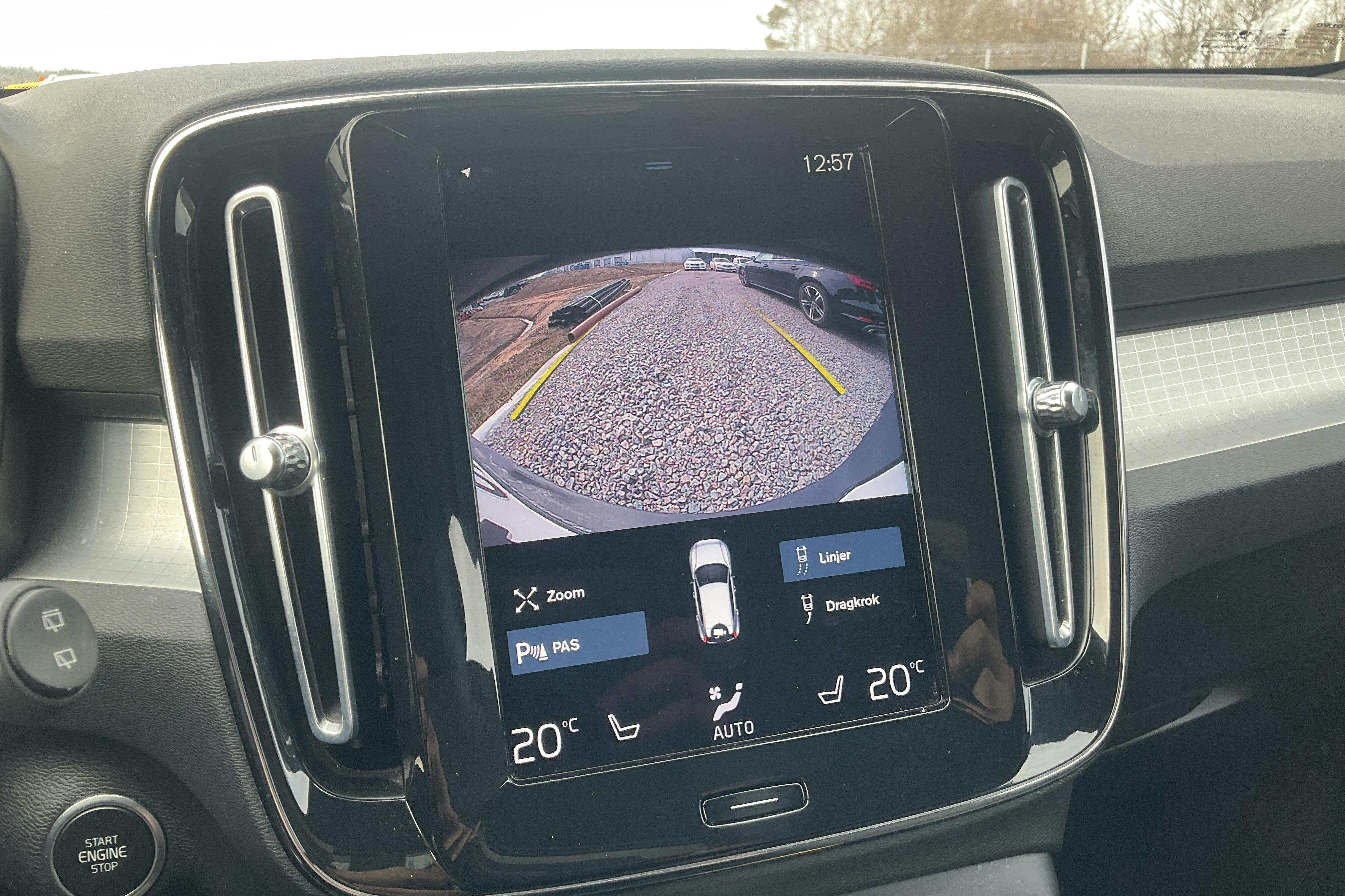 Volvo XC40 T4 2WD Recharge (211hk) - 62 460 km - Automaatne - hall - 2022