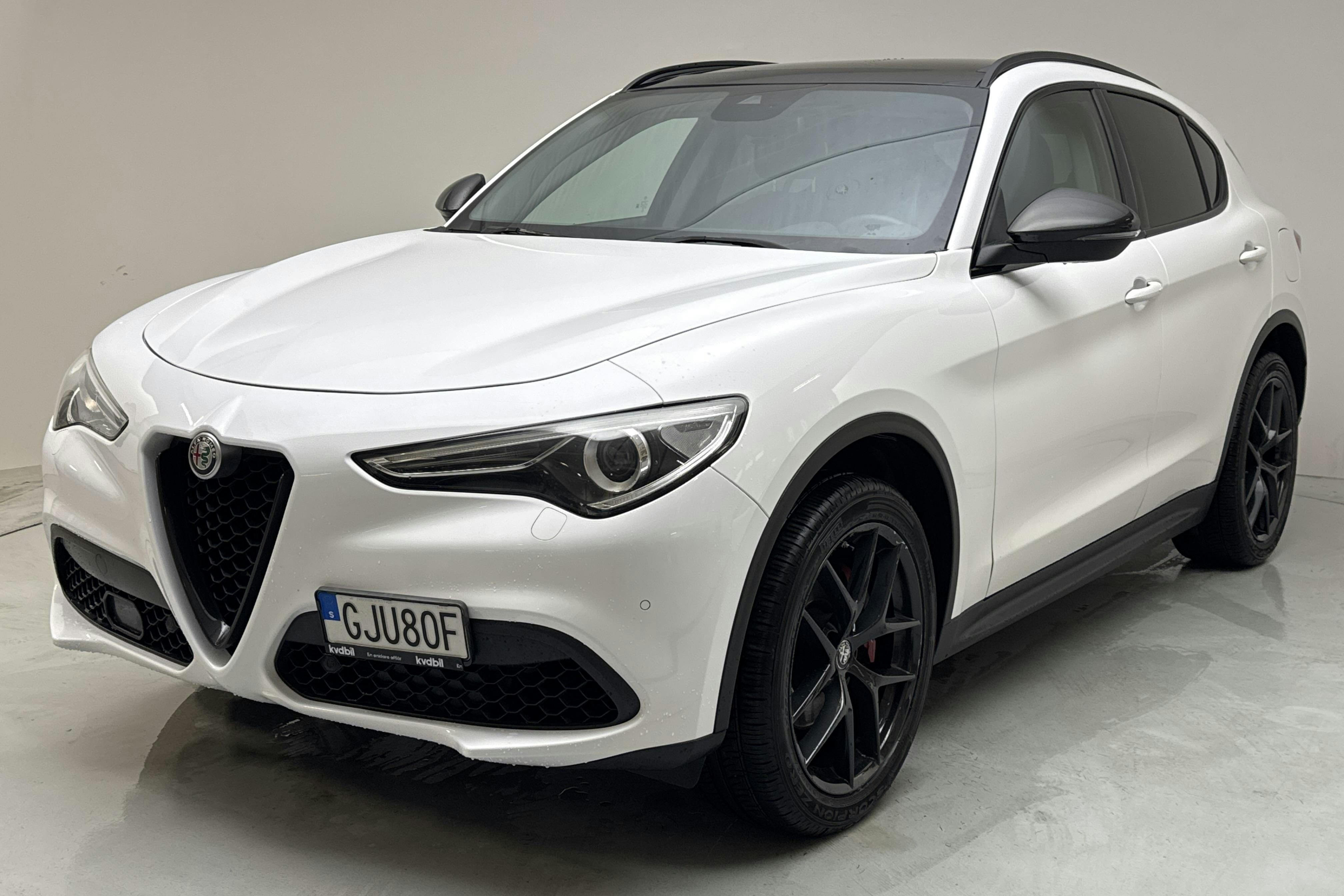 Alfa Romeo Stelvio 2.0 AWD (280hk) - 109 000 km - Automatyczna - biały - 2019