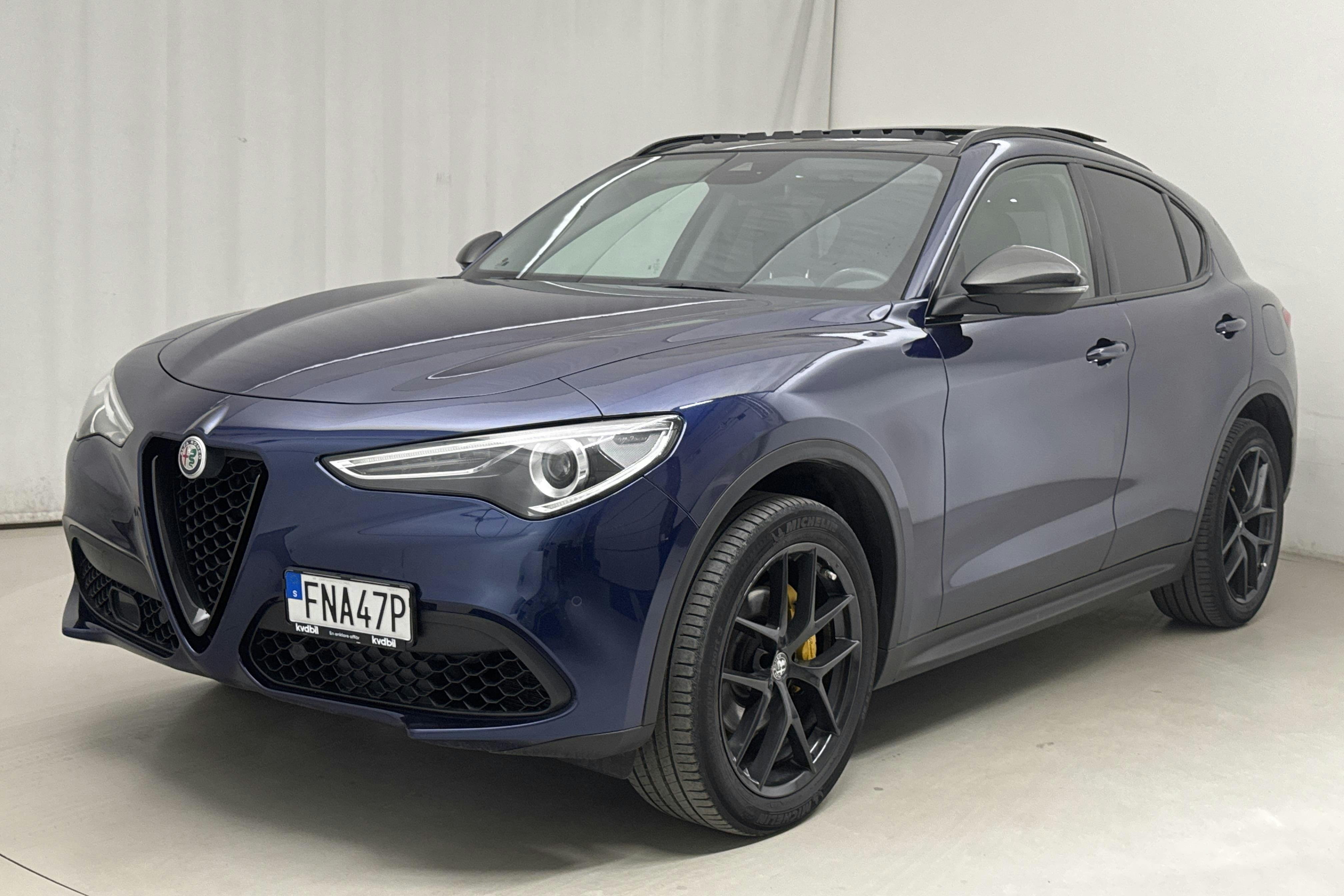 Alfa Romeo Stelvio 2.0 AWD (280hk) - 101 130 km - Automatyczna - niebieski - 2019