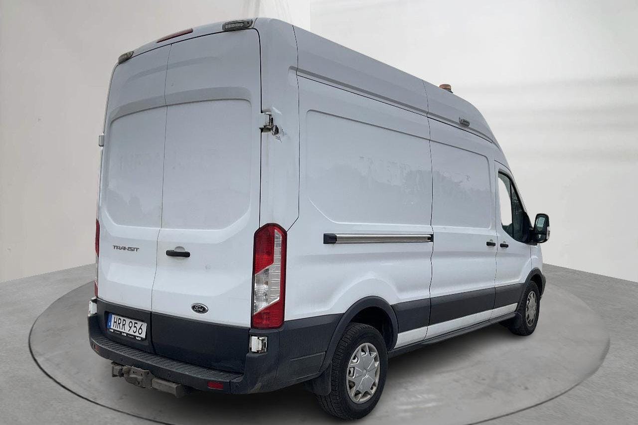 Ford Transit 350 2.0 TDCi AWD Skåp (130hk) - 14 426 mil - Manuell - vit - 2018