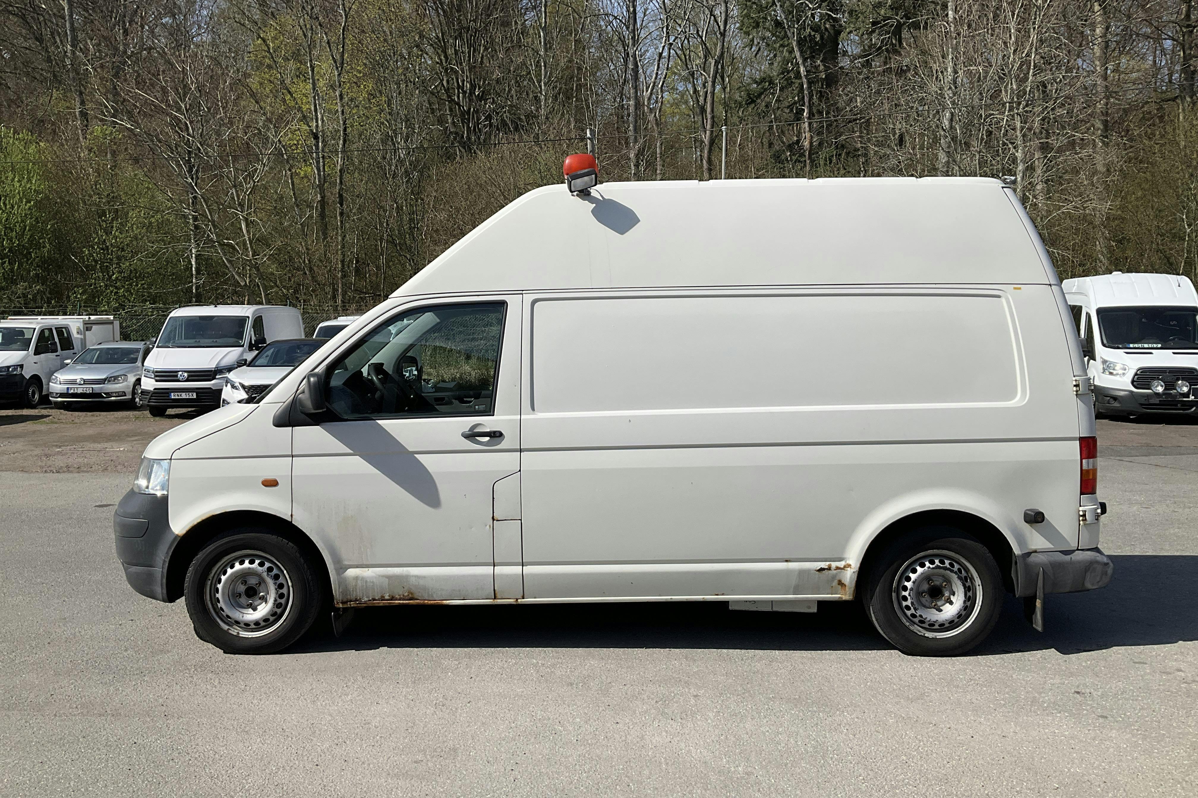 VW Transporter T5 2.0 (115hk) - 149 180 km - Käsitsi - valge - 2008