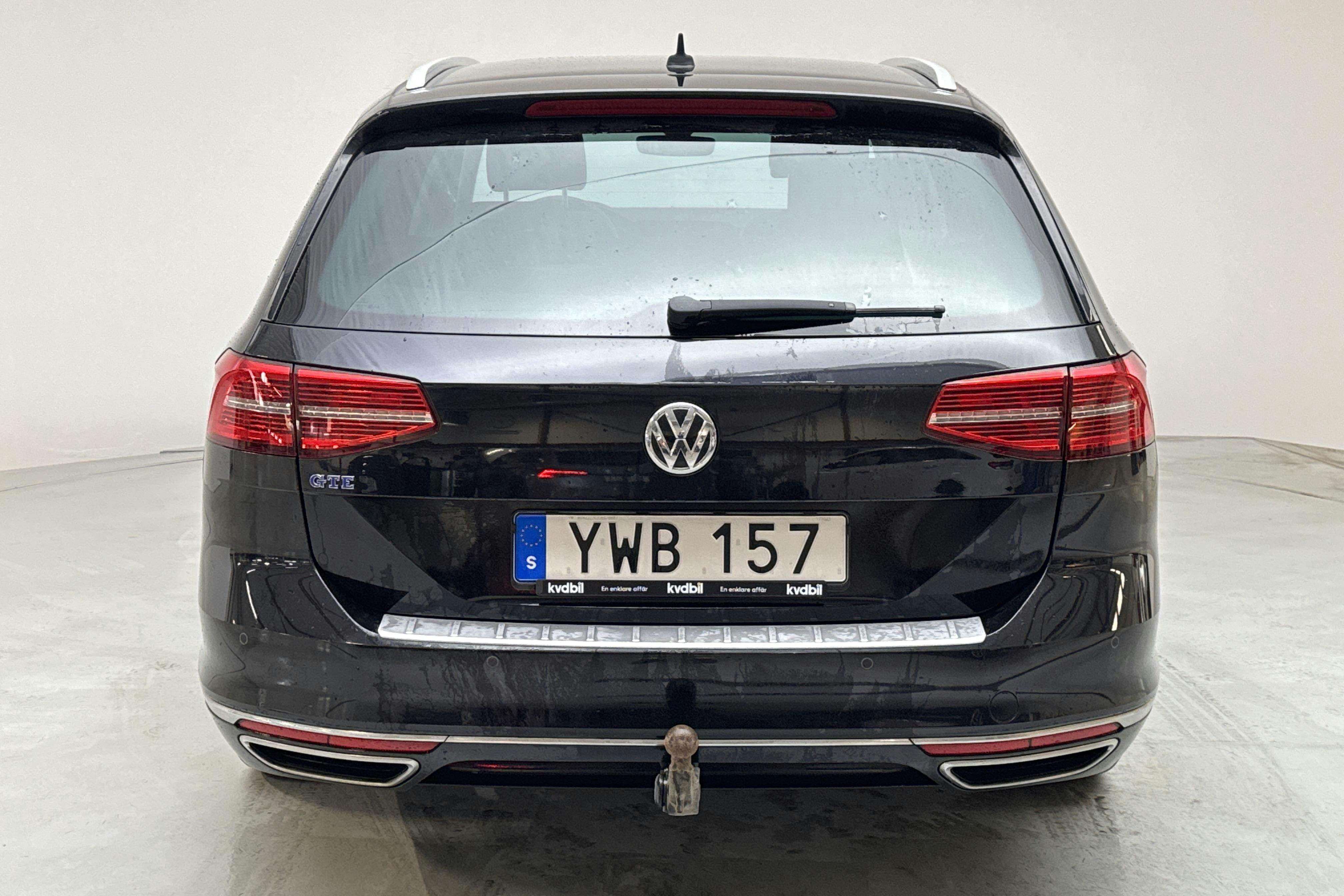 VW Passat 1.4 Plug-in-Hybrid Sportscombi (218hk) - 10 630 mil - Automat - svart - 2018