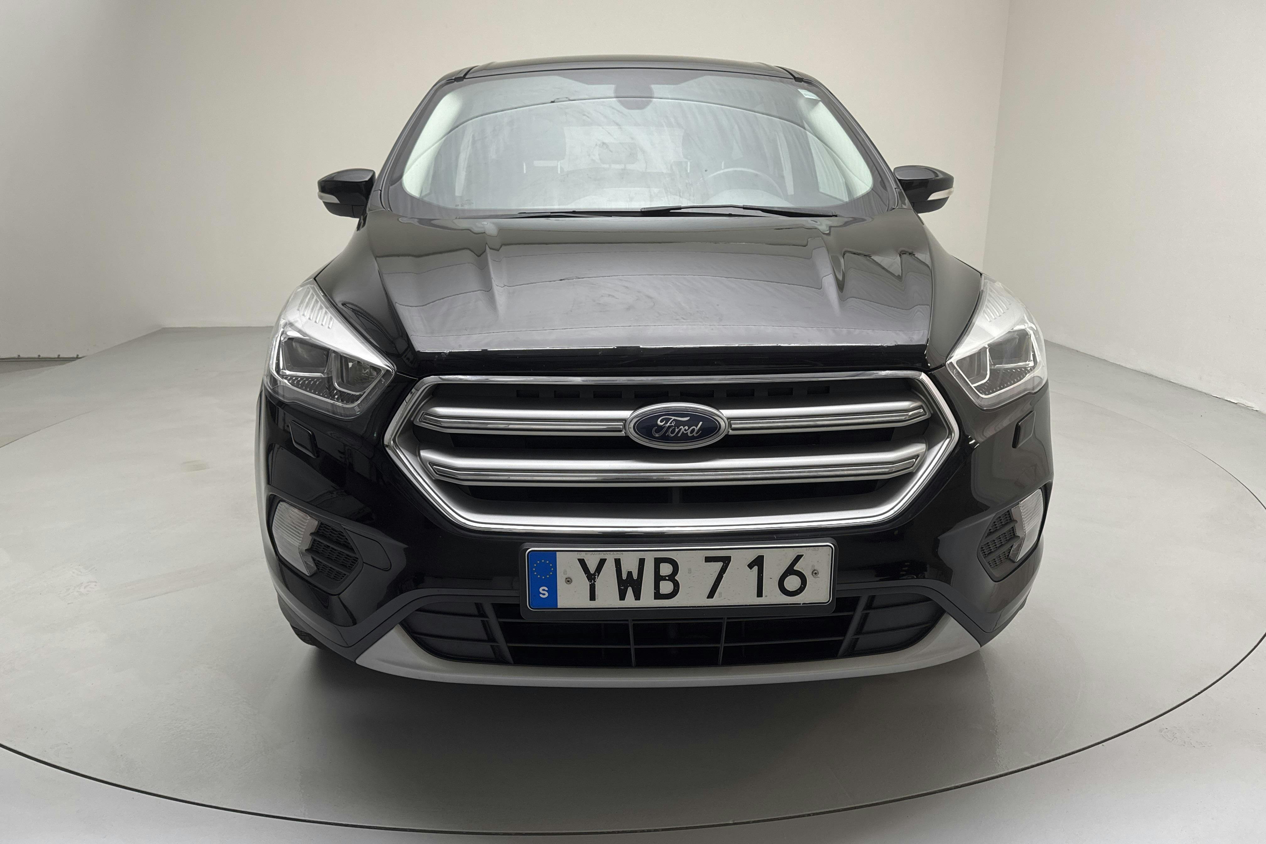 Ford Kuga 1.5 EcoBoost 2WD (150hk) - 114 790 km - Manualna - czarny - 2018
