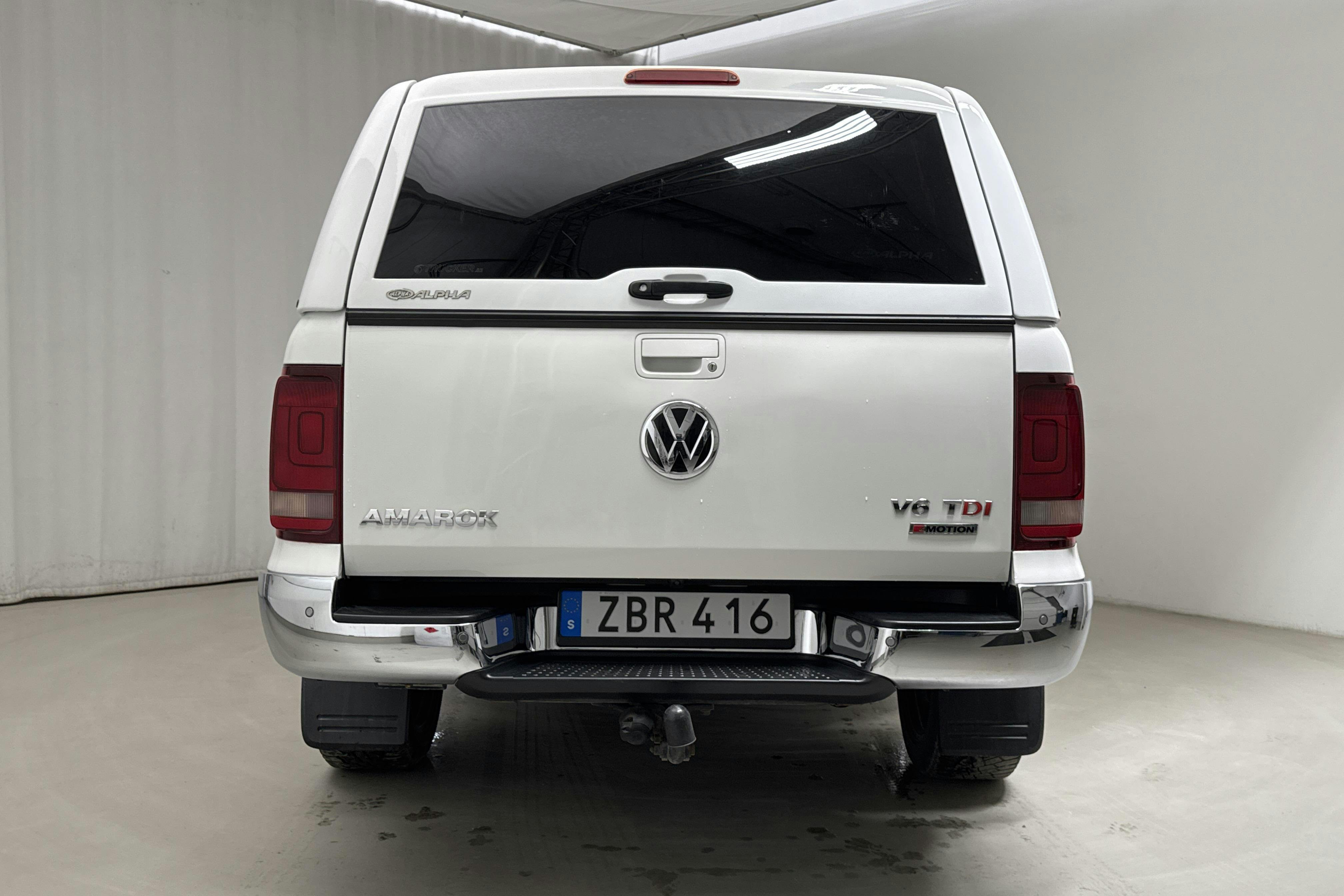 VW Amarok 3.0 TDI 4motion (224hk) - 23 554 mil - Automat - vit - 2018