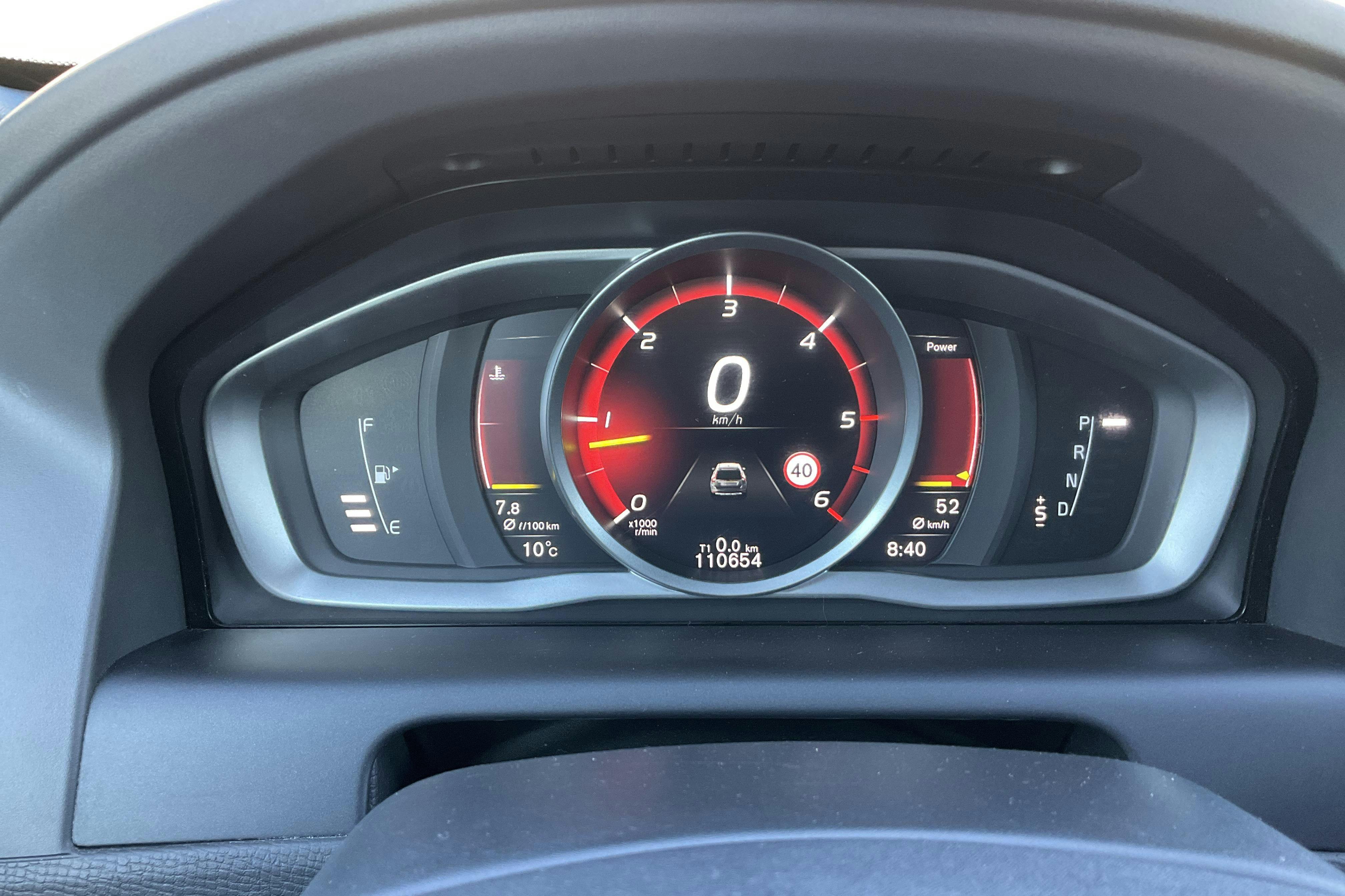 Volvo XC60 D4 AWD (190hk) - 110 650 km - Automatic - white - 2017