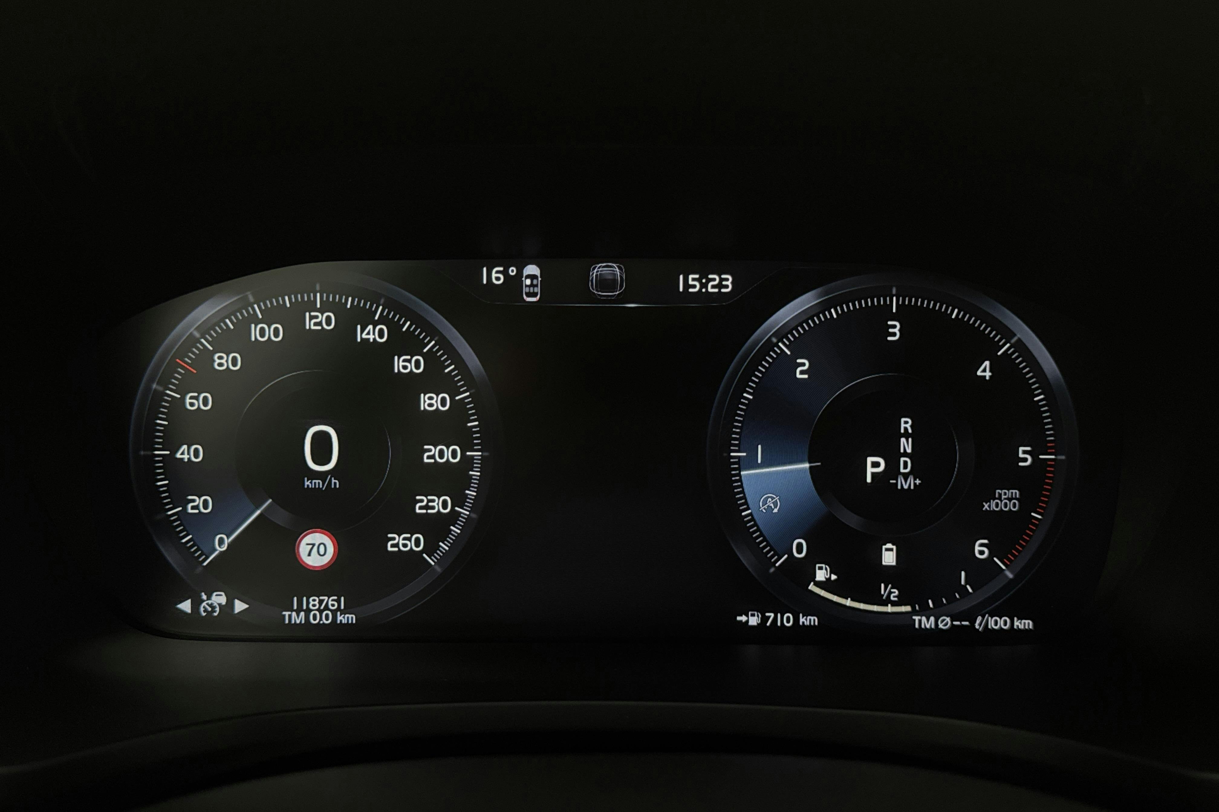 Volvo V60 B4 Mildhybrid, Diesel (197hk) - 11 876 mil - Automat - vit - 2022