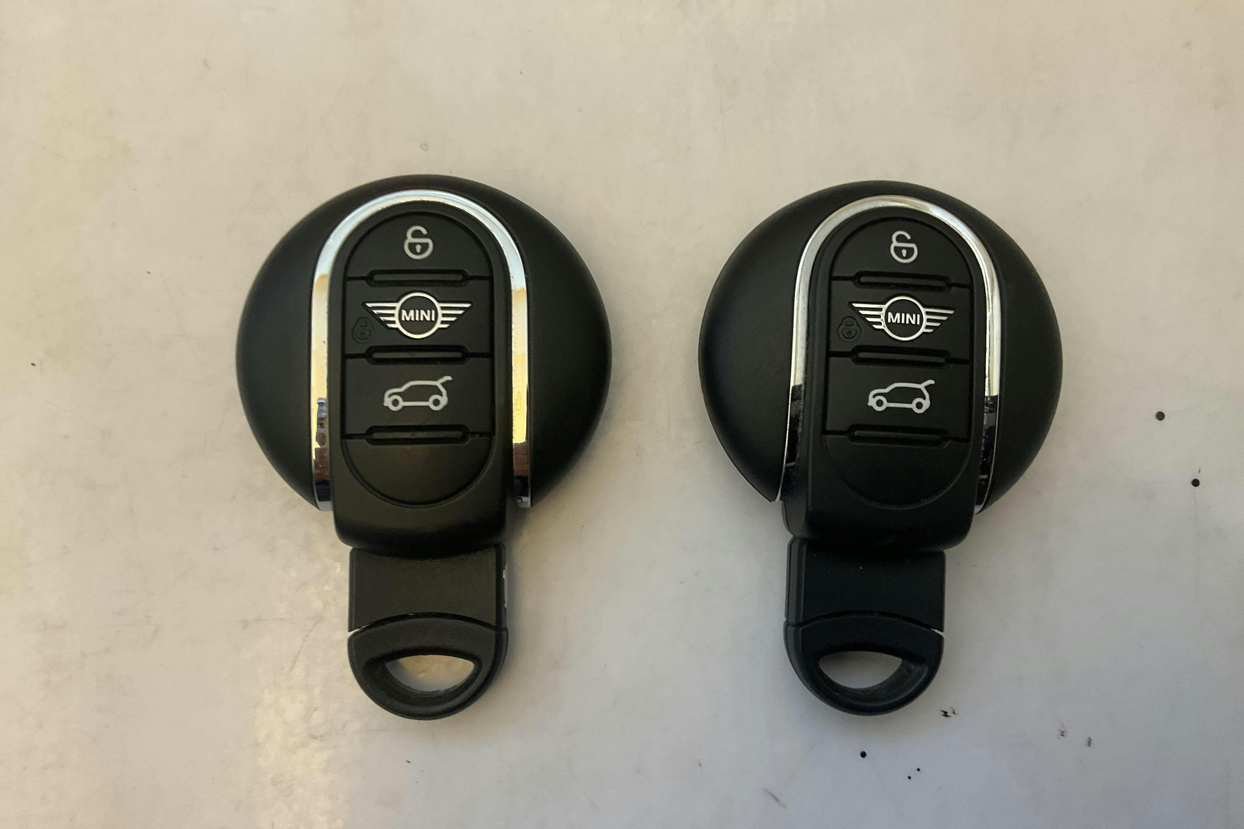 MINI Cooper SE, F56 LCI (184hk) - 42 660 km - Automaatne - sinine - 2023