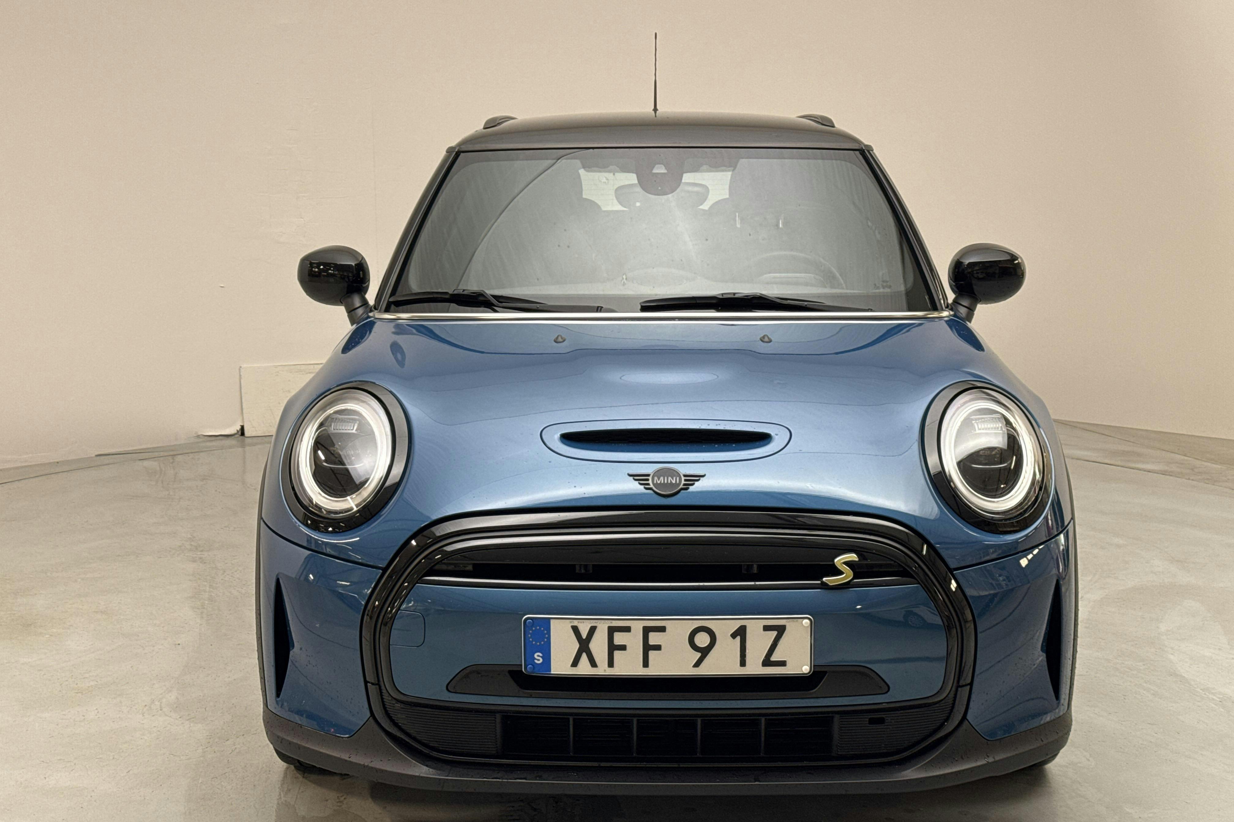 MINI Cooper SE, F56 LCI (184hk) - 42 660 km - Automaatne - sinine - 2023