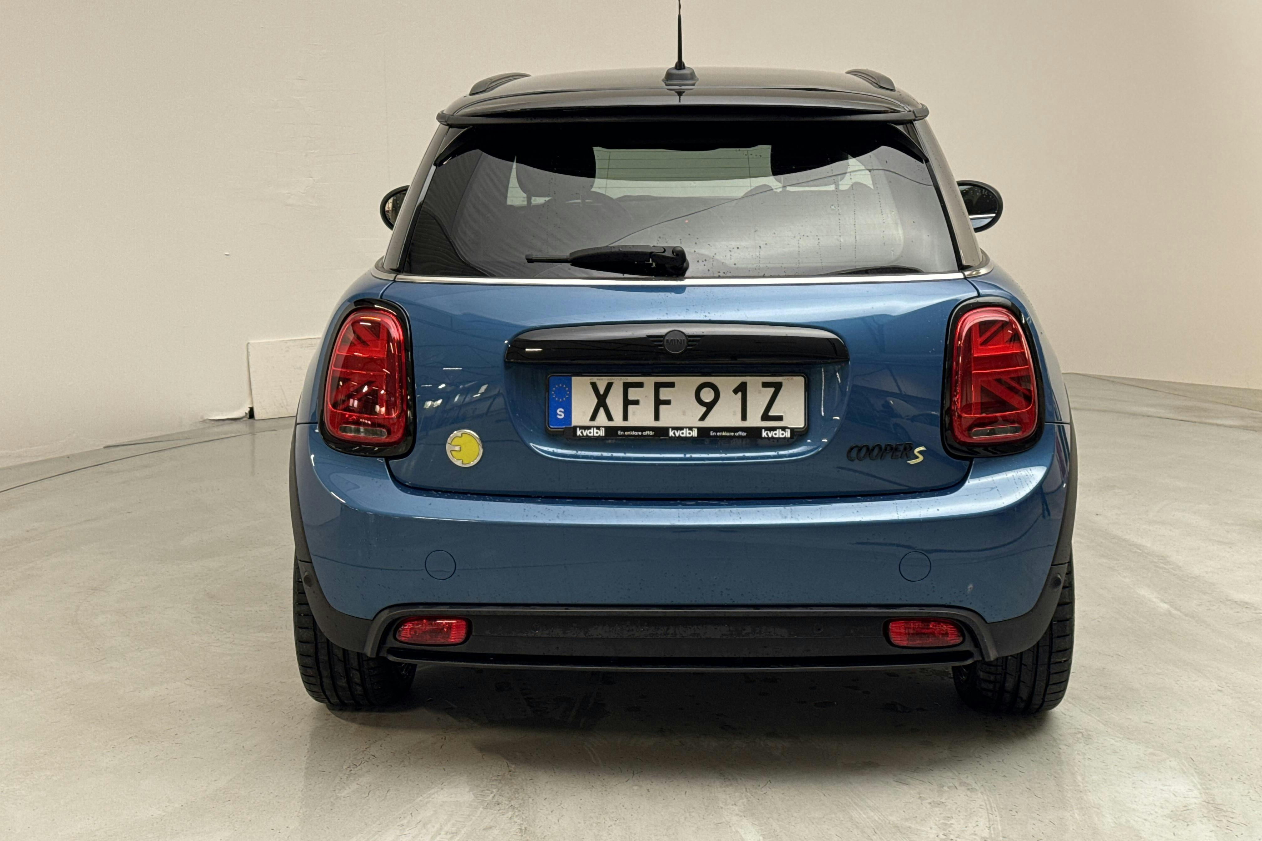 MINI Cooper SE, F56 LCI (184hk) - 42 660 km - Automaatne - sinine - 2023
