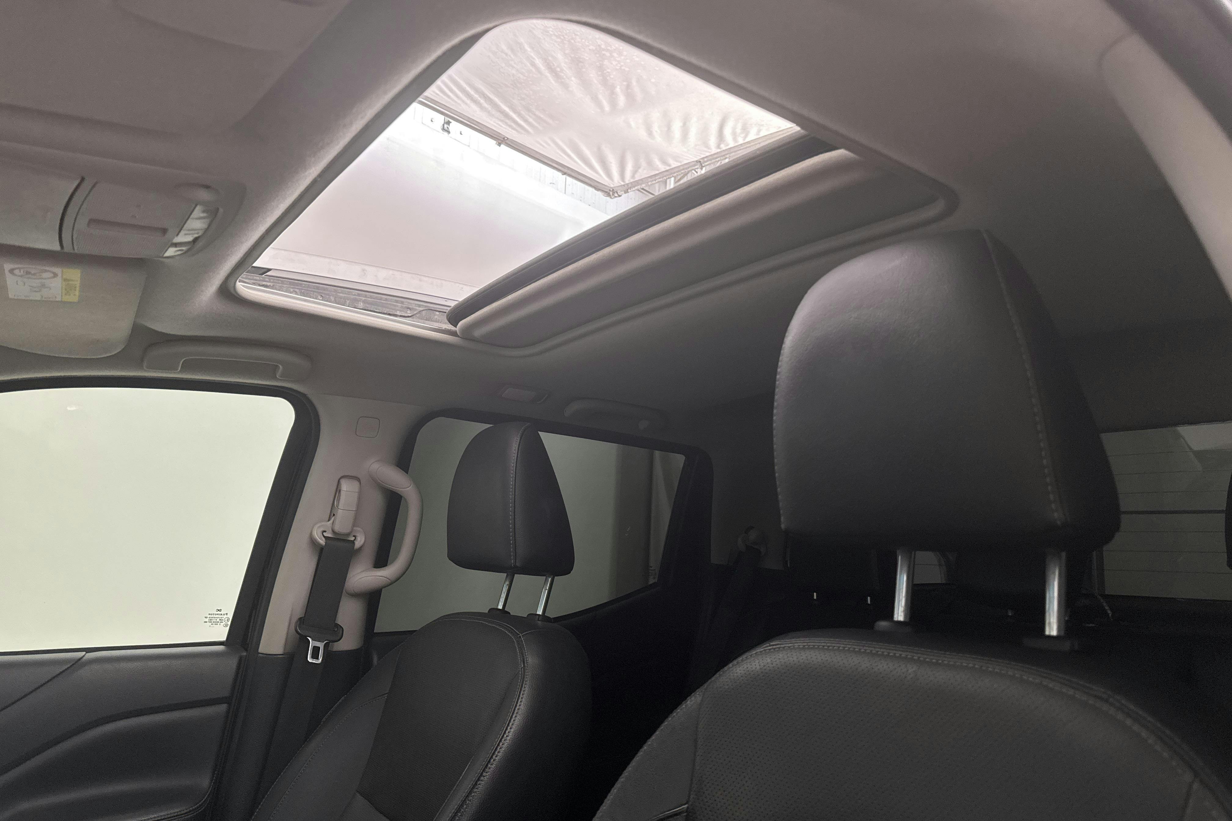 Nissan Navara 2.3 dCi 4x4 (190hk) - 21 181 mil - Automat - svart - 2018