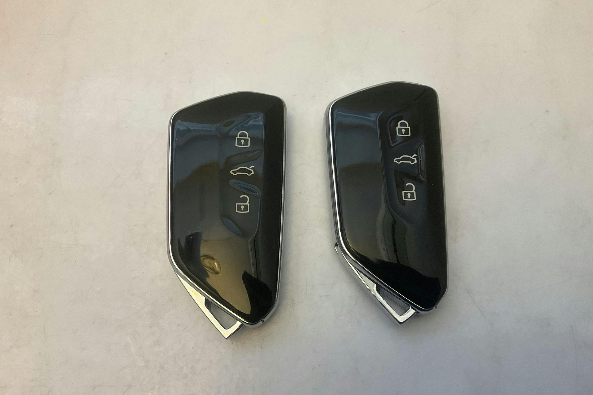 VW ID.4 77kWh (204hk) - 4 397 mil - Automat - vit - 2023