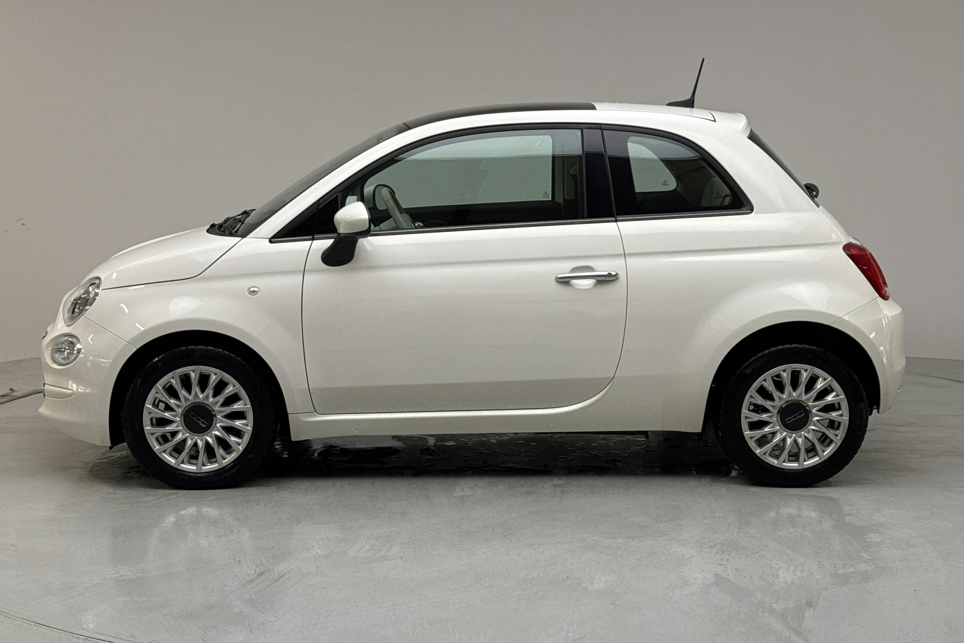 Fiat 500 1.2 (69hk) - 59 820 km - Manuaalinen - valkoinen - 2019