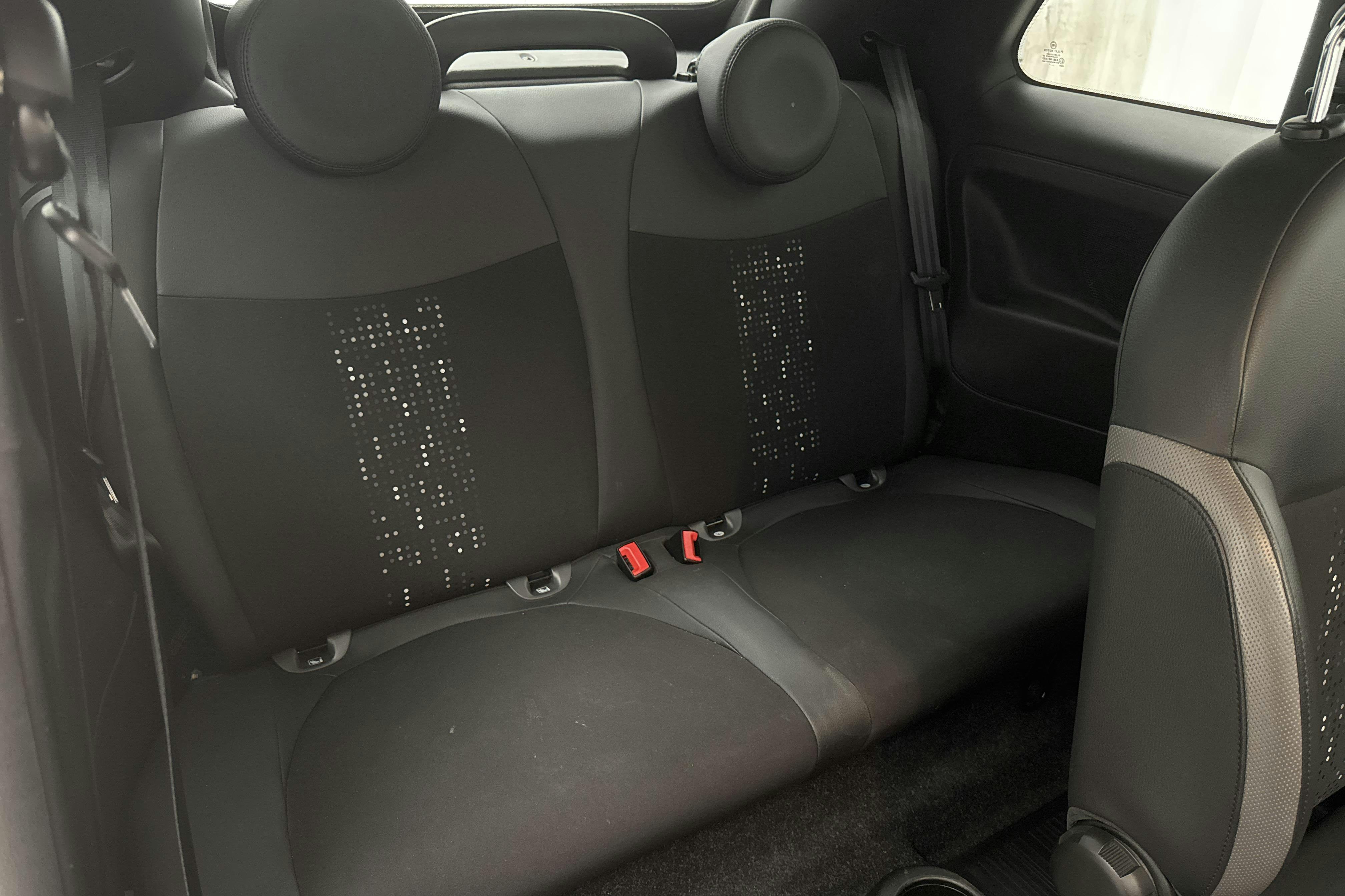 Fiat 500 Hybrid Cab (70hk) - 18 020 km - Käsitsi - valge - 2022