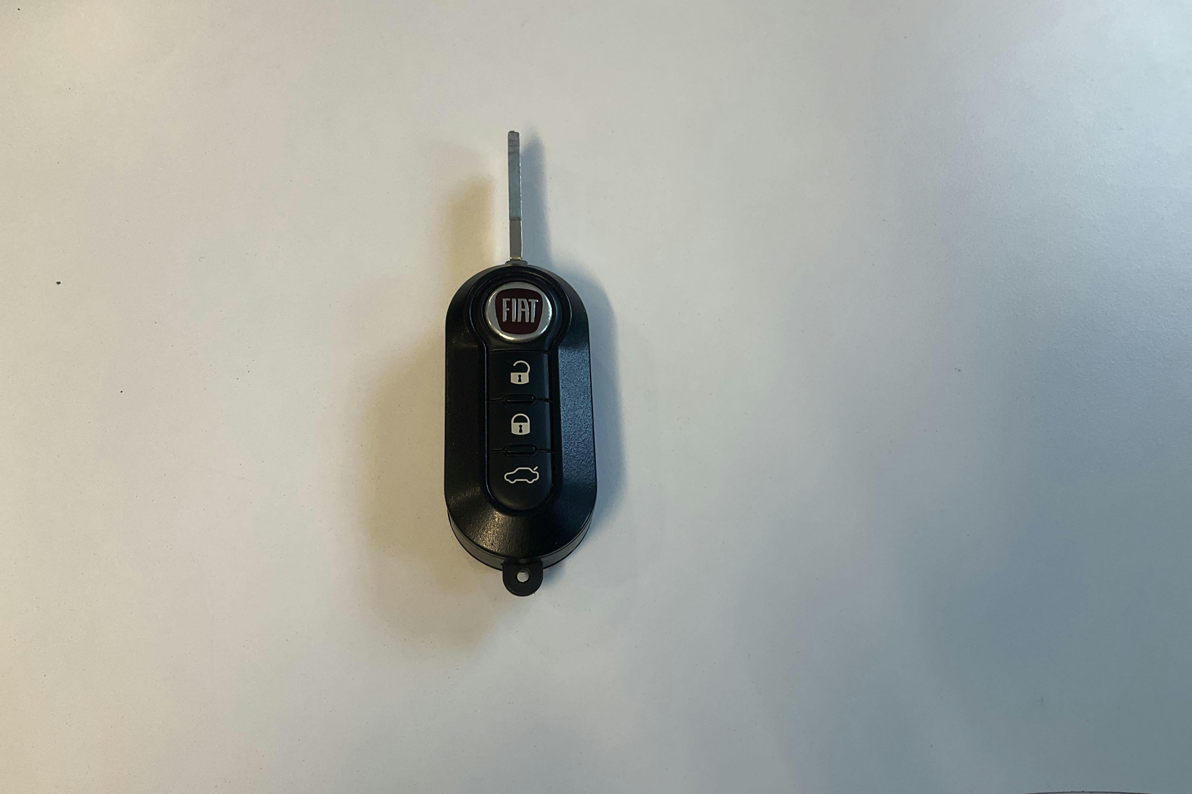 Fiat 500 Hybrid Cab (70hk) - 18 020 km - Käsitsi - valge - 2022
