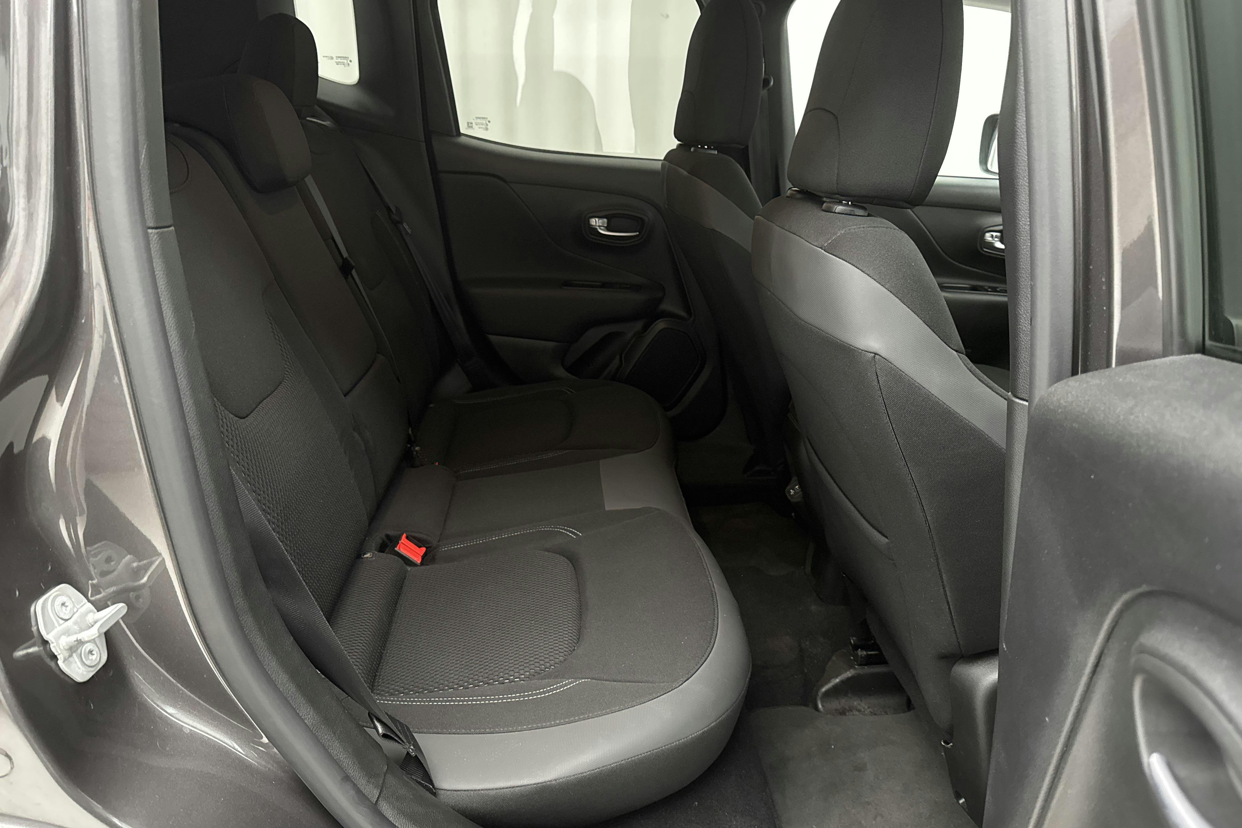 Jeep Renegade 1.3 PHEV 4WD (190hk) - 53 010 km - Automatic - gray - 2020