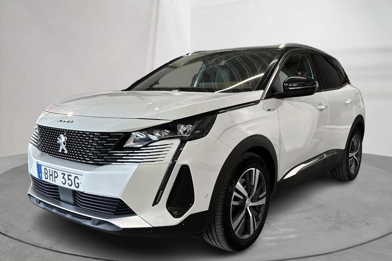 Peugeot 3008 1.6 Plug-in Hybrid 4 (300hk) - 87 350 km - Automatic - white - 2021