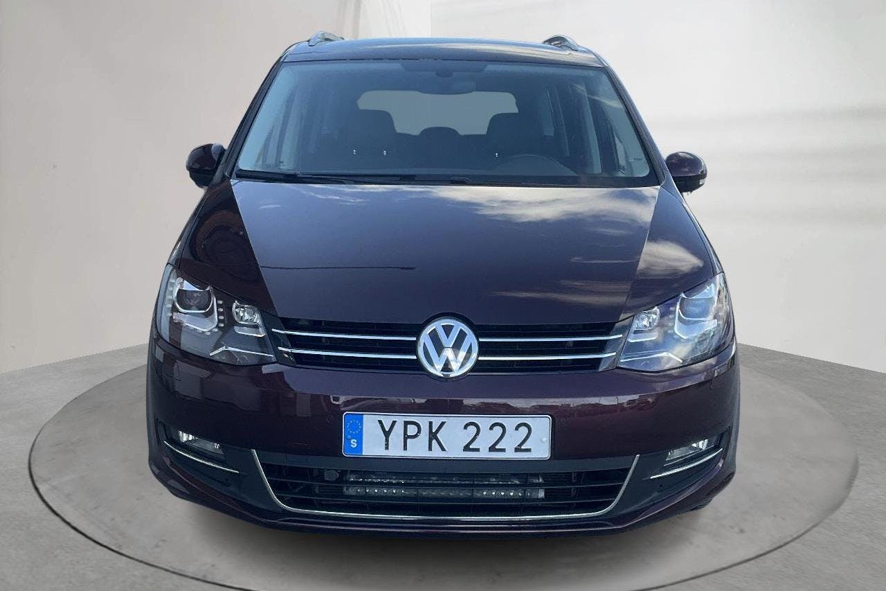 VW Sharan 2.0 TDI 4Motion (184hk) - 183 280 km - Automatyczna - Dark Red - 2018