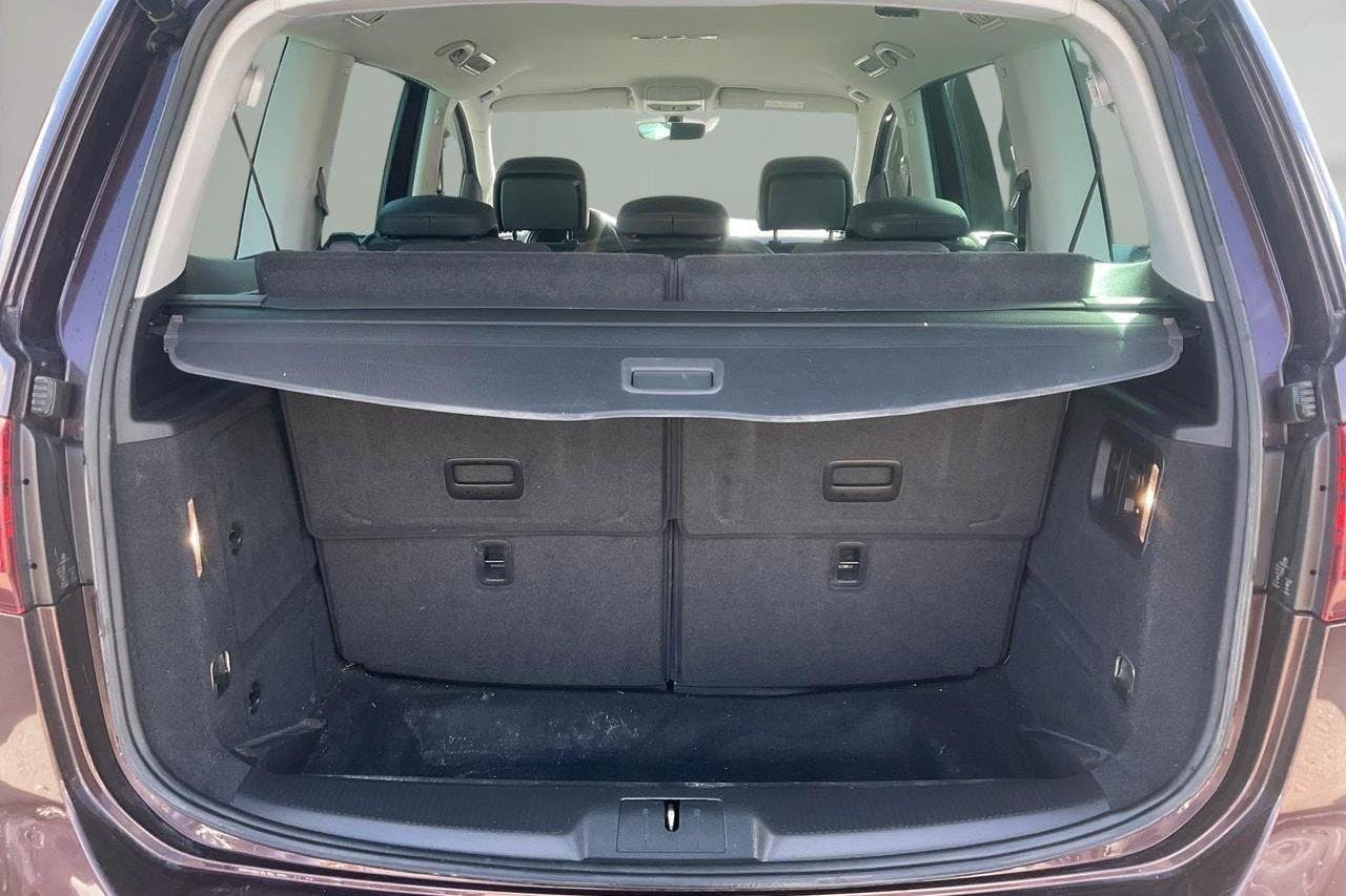 VW Sharan 2.0 TDI 4Motion (184hk) - 183 280 km - Automatyczna - Dark Red - 2018