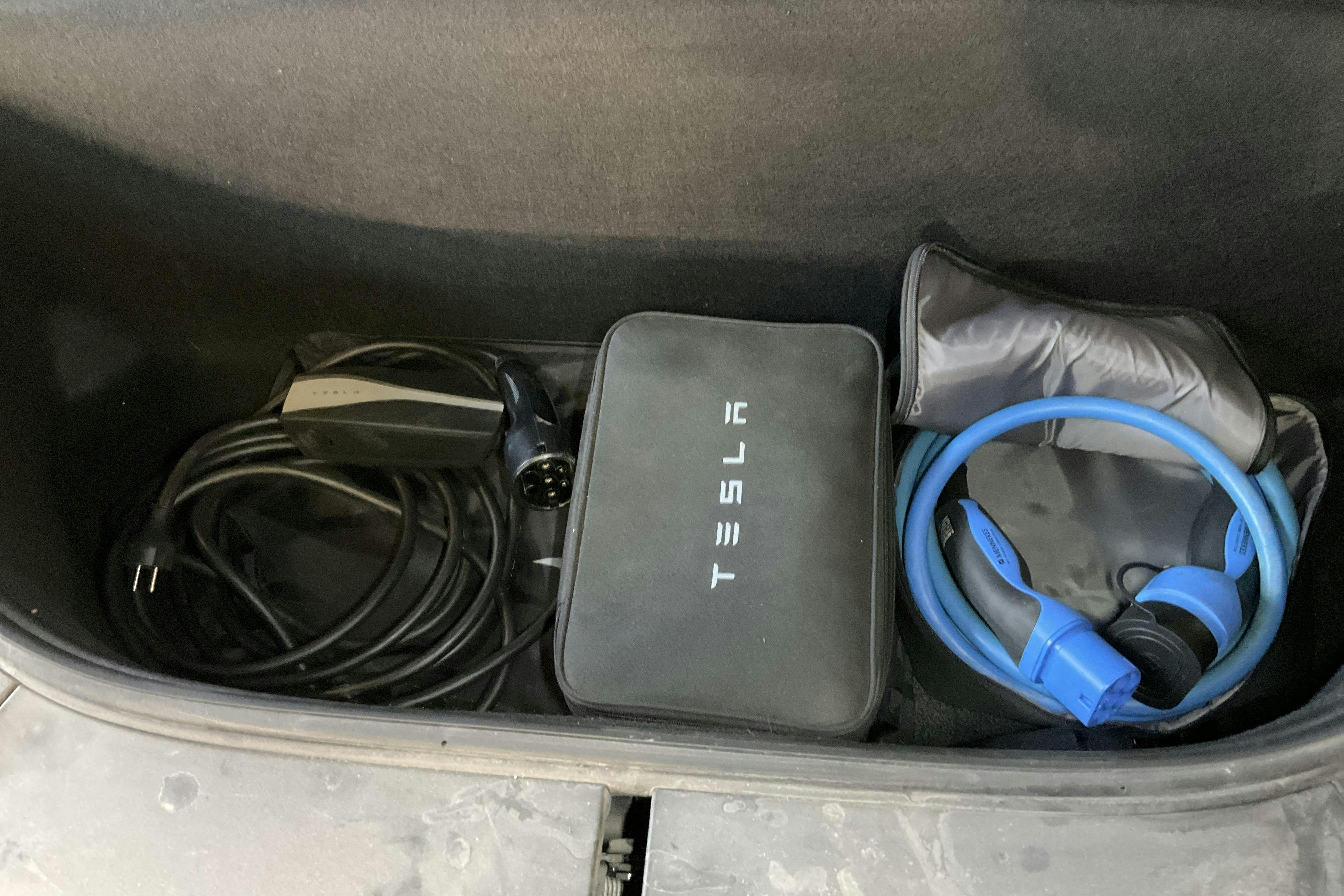 Tesla Model X Dual Motor Long Range AWD - 121 120 km - Automatic - black - 2019