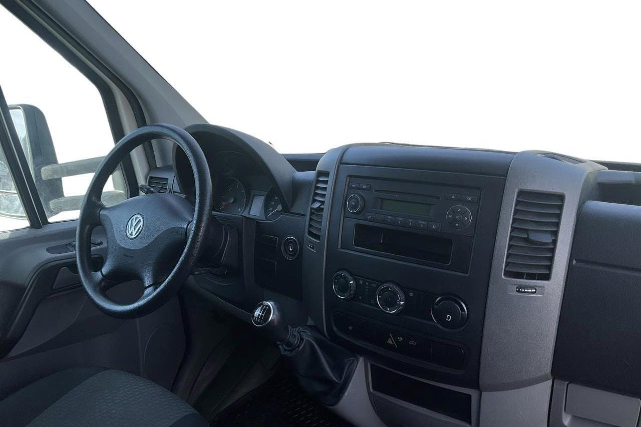 VW Crafter 35 2.0 TDI Volymskåp (163hk) - 232 040 km - Manual - white - 2012