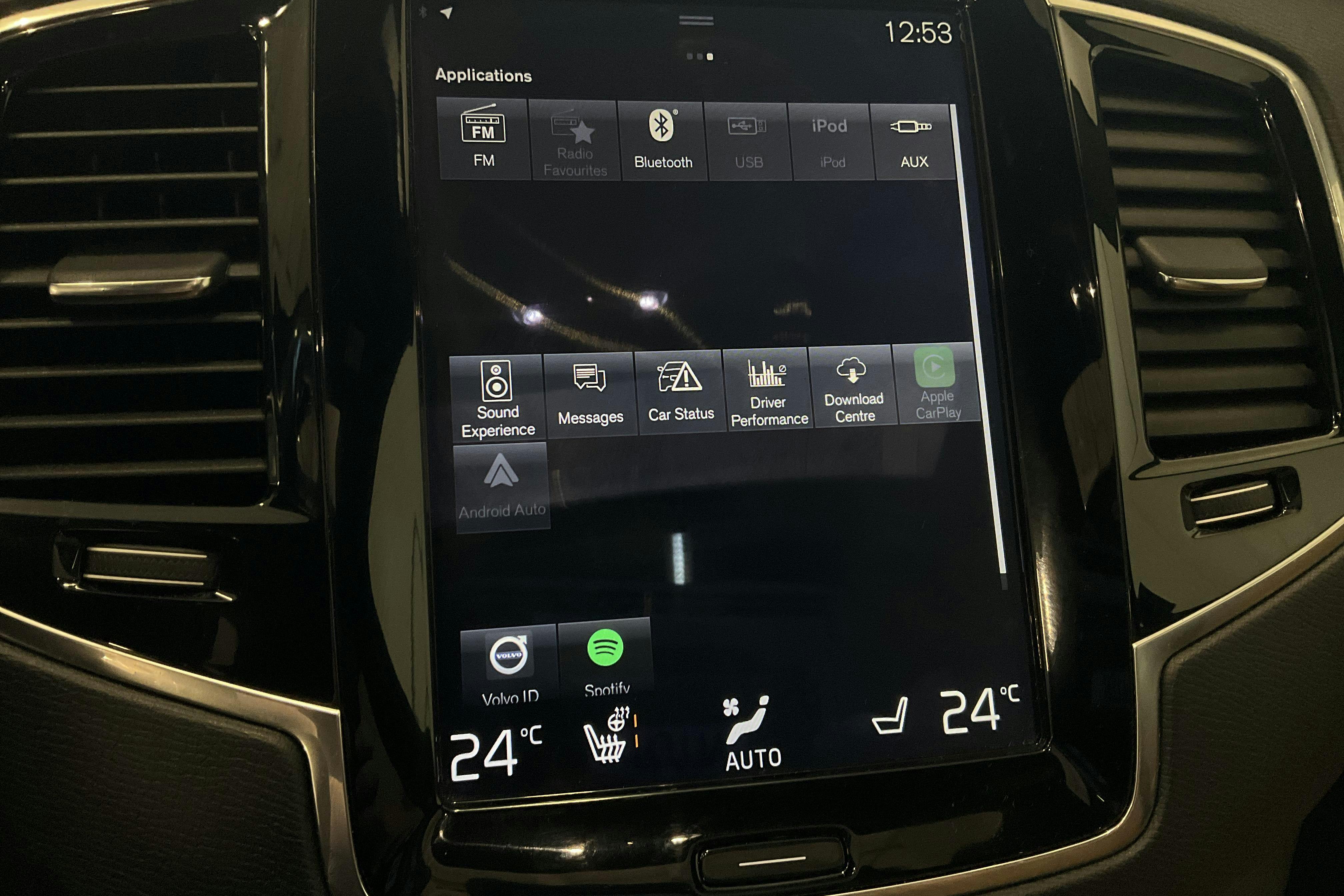 Volvo XC90 T8 AWD Twin Engine (400hk) - 141 880 km - Automaatne - Light Brown - 2017