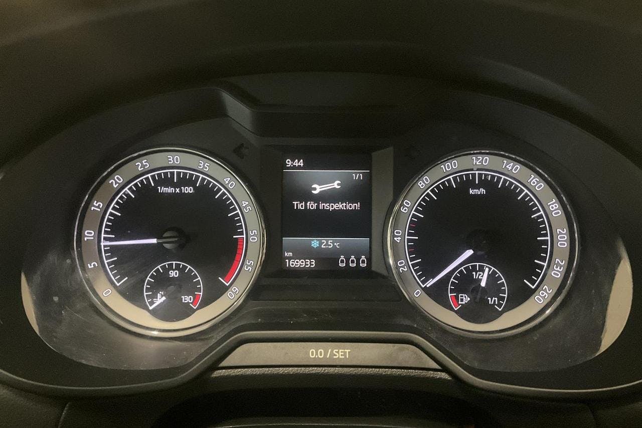 Skoda Octavia III 2.0 TDI CR Combi 4x4 (150hk) - 170 000 km - Manual - white - 2018