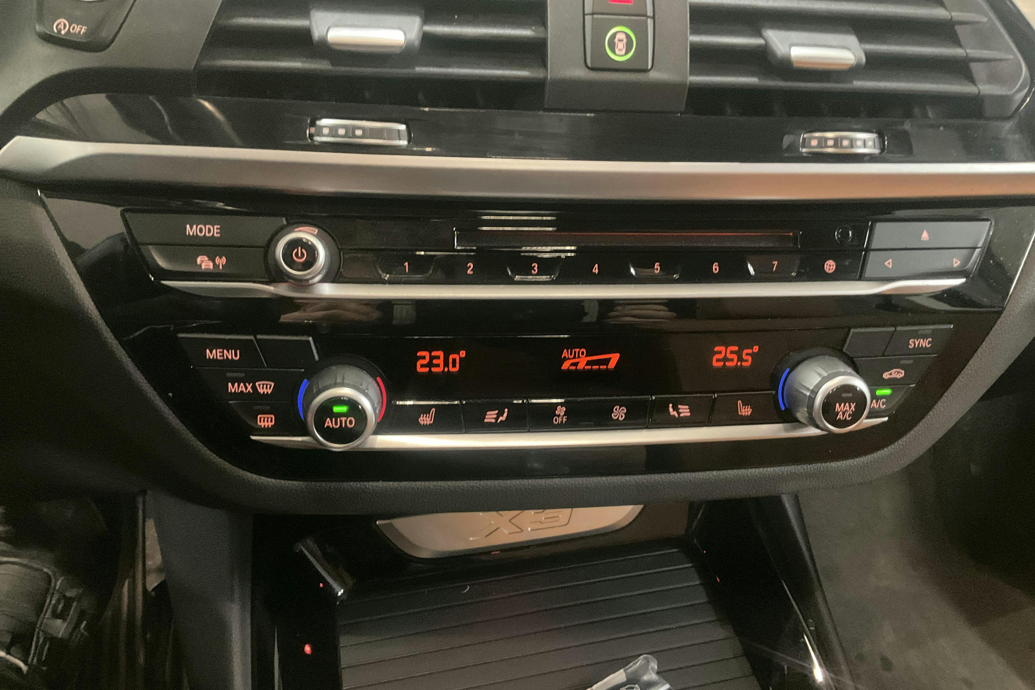 BMW X3 xDrive20d, G01 (190hk) - 117 060 km - Automatyczna - czarny - 2019
