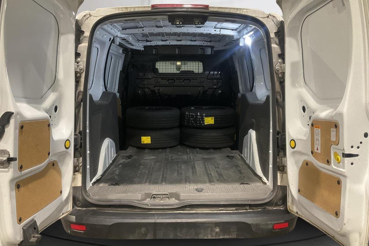 Ford Transit Connect 1.5 EcoBlue (100hk) - 19 567 mil - Automat - vit - 2019