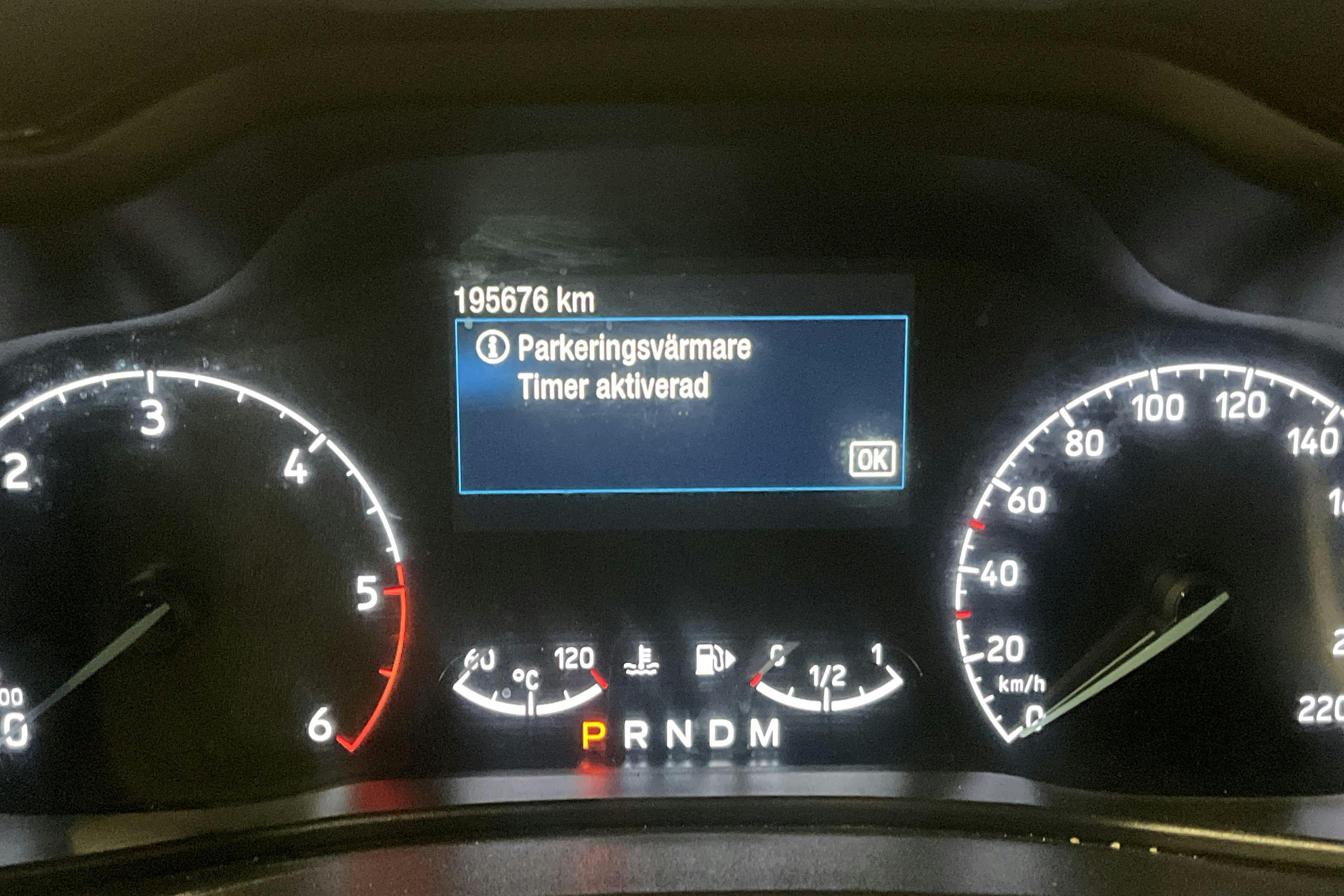 Ford Transit Connect 1.5 EcoBlue (100hk) - 19 567 mil - Automat - vit - 2019
