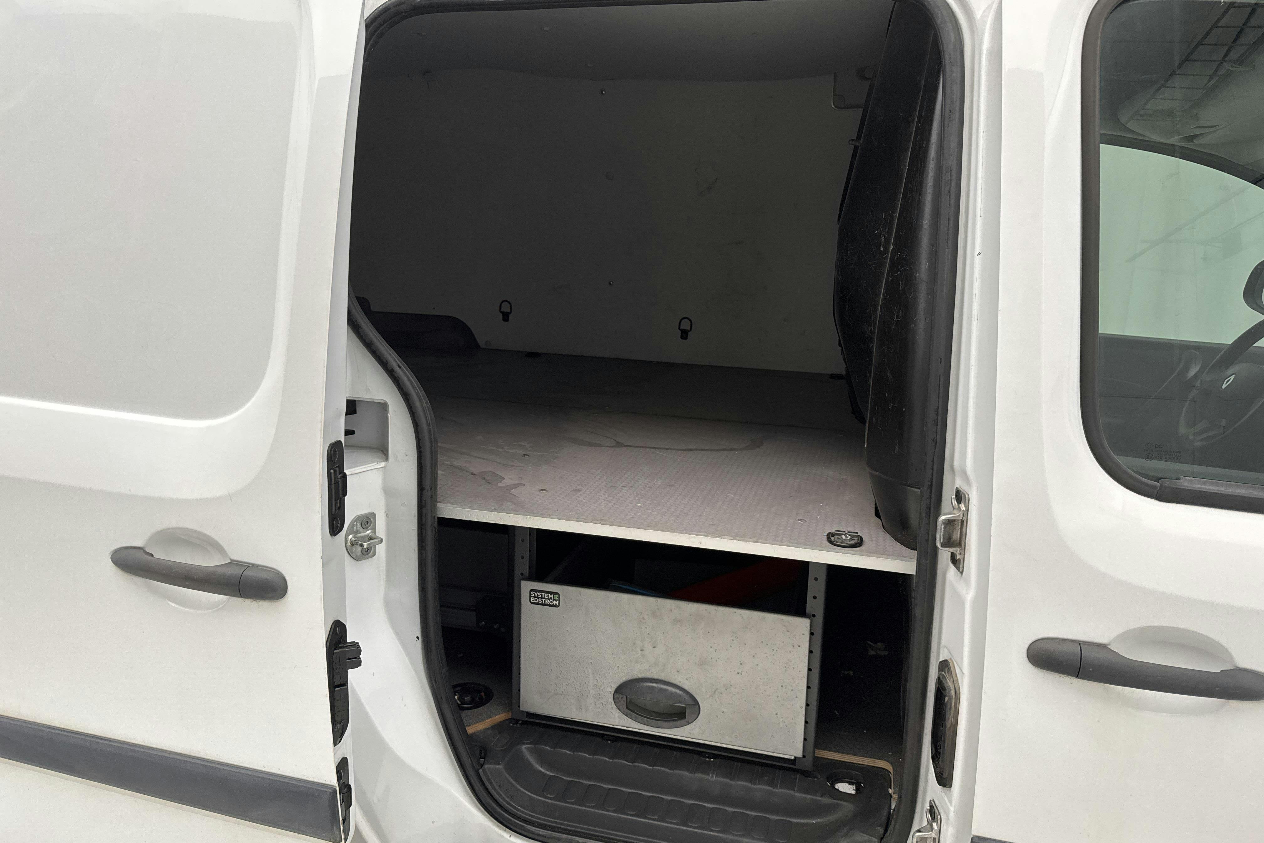 Renault Kangoo Z.E Power Plus 33 kWh Maxi Skåp (60hk) - 29 950 km - Automatyczna - biały - 2019