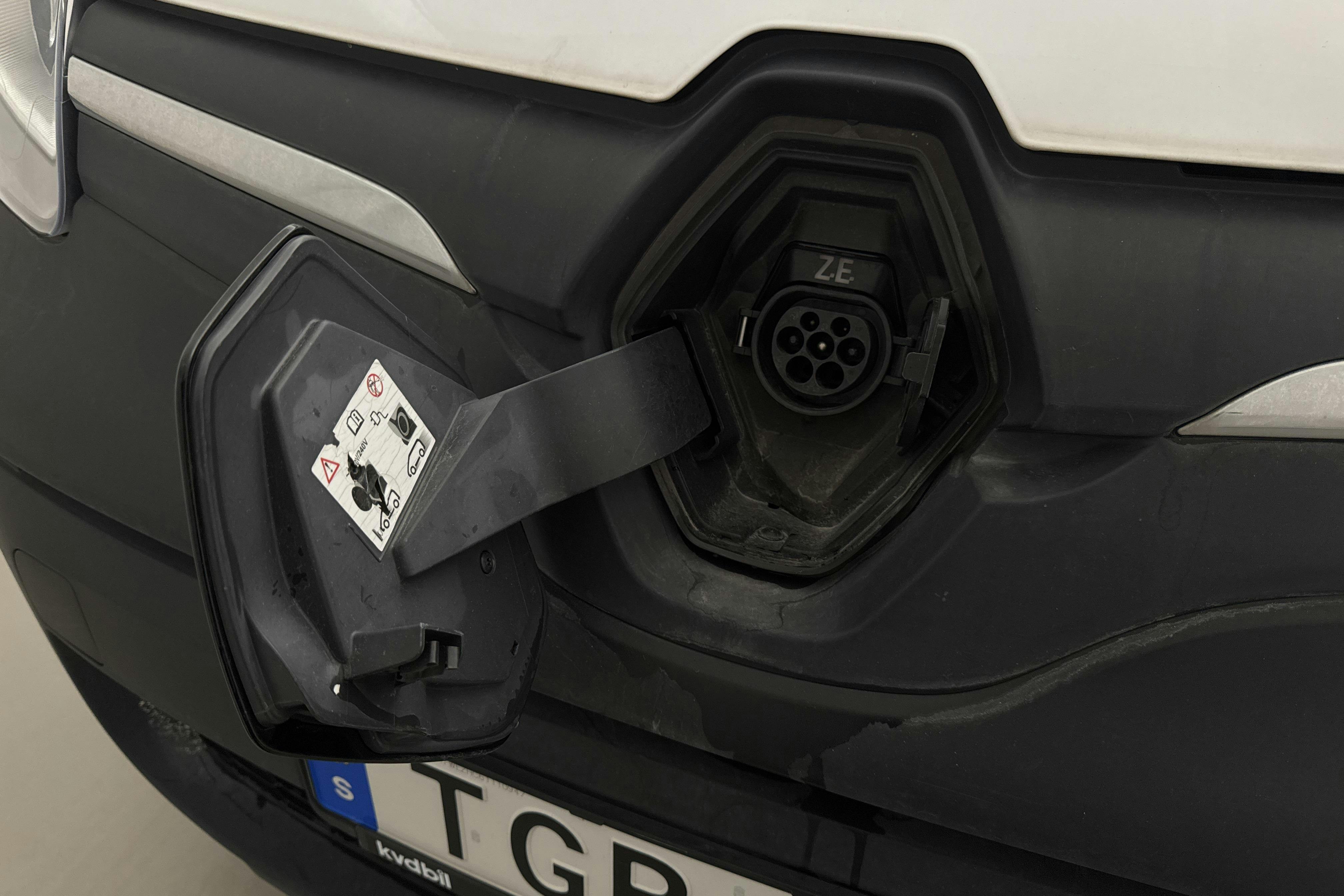 Renault Kangoo Z.E Power Plus 33 kWh Maxi Skåp (60hk) - 29 950 km - Automatyczna - biały - 2019
