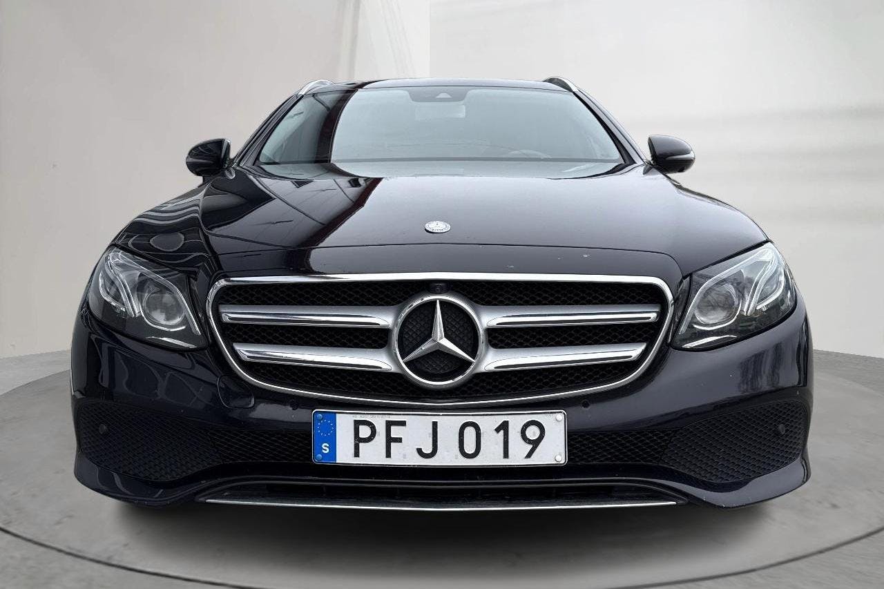 Mercedes E 220 d Kombi S213 (194hk) - 16 682 mil - Automat - svart - 2017