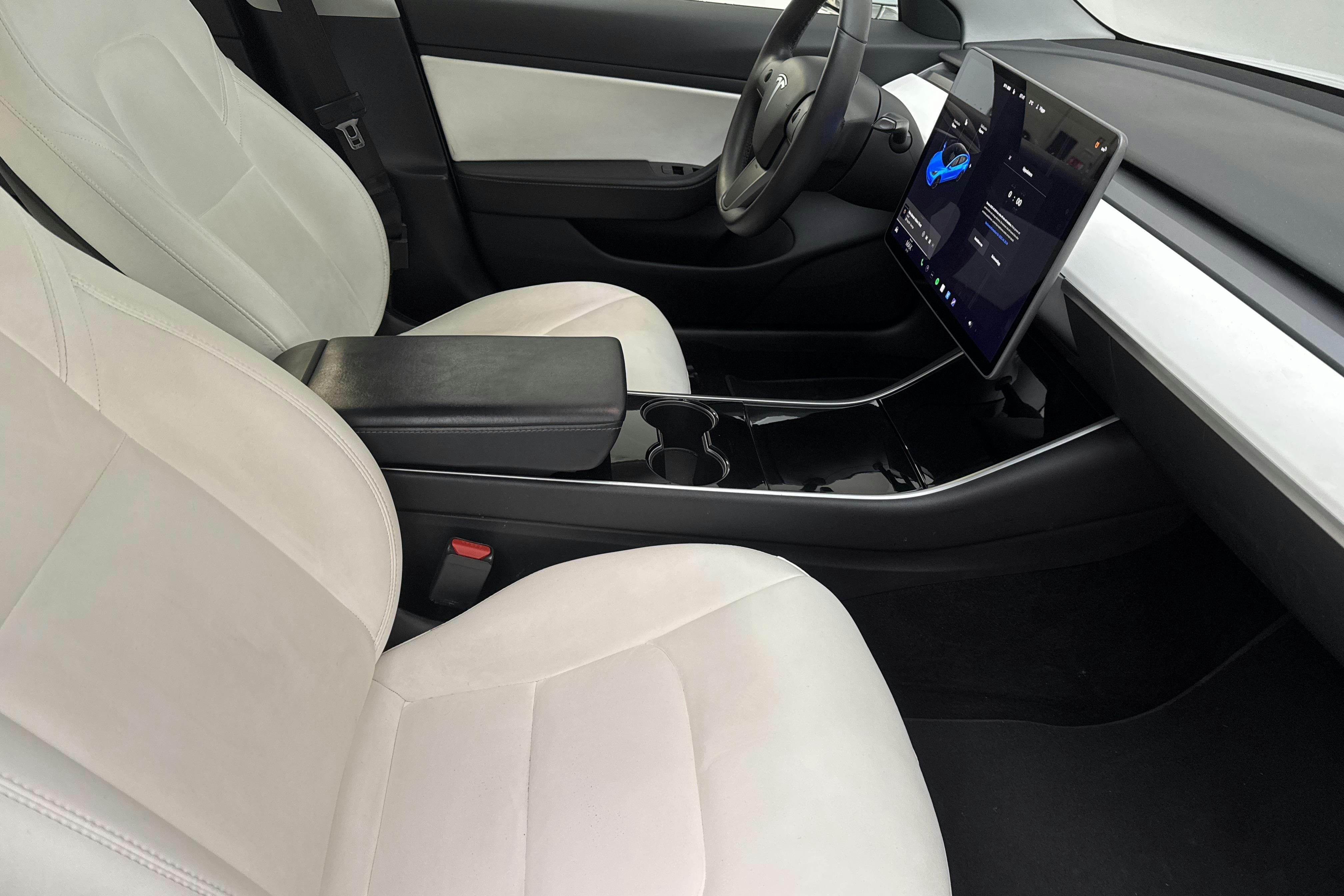 Tesla Model 3 Performance AWD - 102 390 km - Automaattinen - valkoinen - 2020