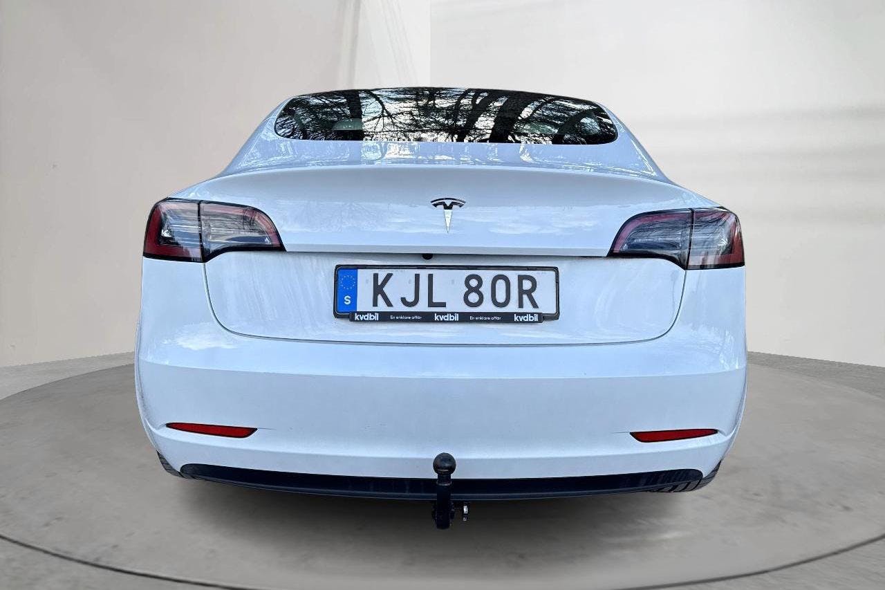 Tesla Model 3 Standard Range RWD - 48 420 km - Automatic - white - 2023