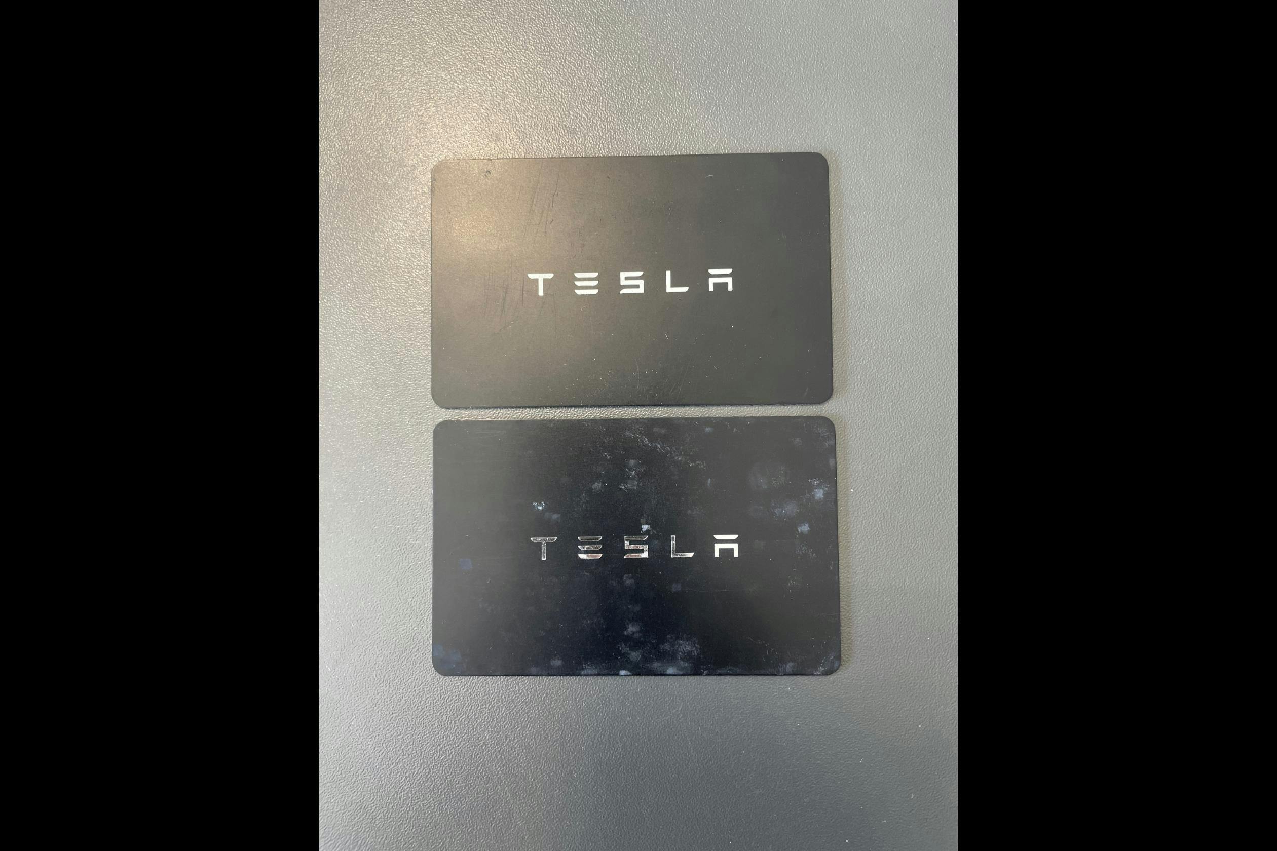 Tesla Model 3 Standard Range RWD - 39 810 km - Automatic - gray - 2022