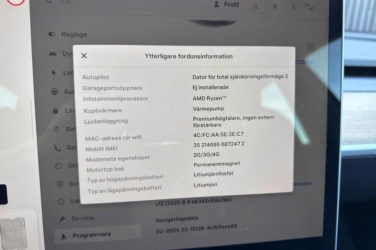 Tesla Model 3 Standard Range RWD - 39 810 km - Automatic - gray - 2022