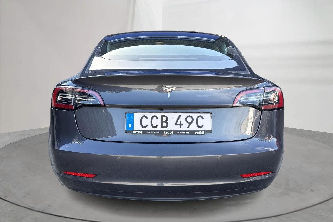 Tesla Model 3 Standard Range RWD - 39 810 km - Automatic - gray - 2022