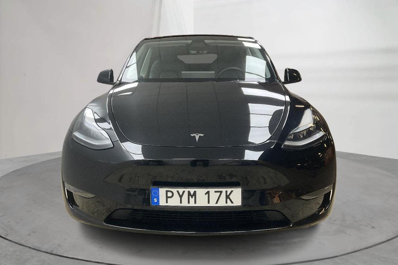 Tesla Model Y Long Range Dual Motor AWD - 5 647 mil - Automat - svart - 2023