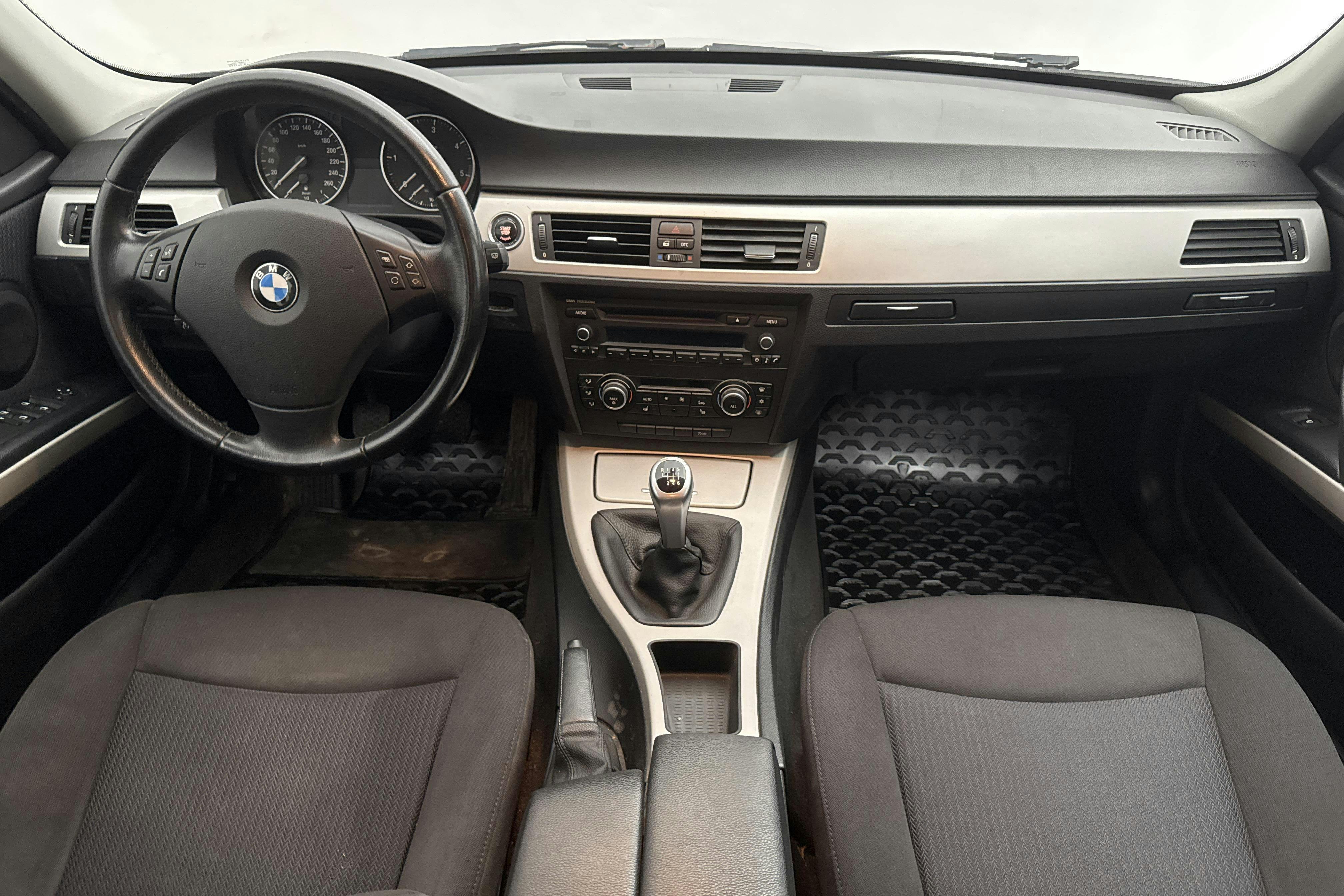 BMW 320d Touring, E91 (184hk) - 312 470 km - Manualna - czarny - 2011