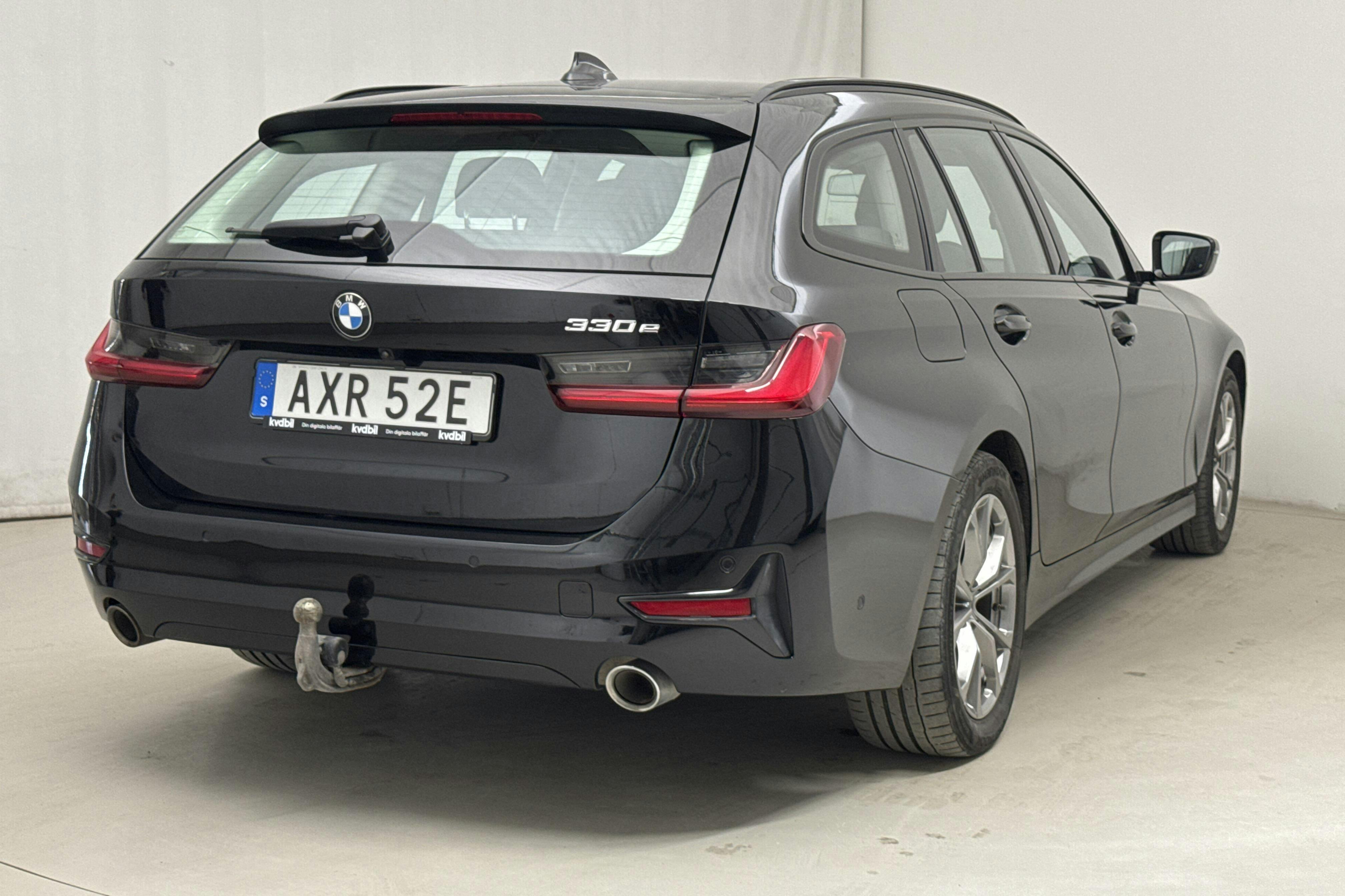 BMW 330e Touring, G21 (292hk) - 57 140 km - Automatic - black - 2021