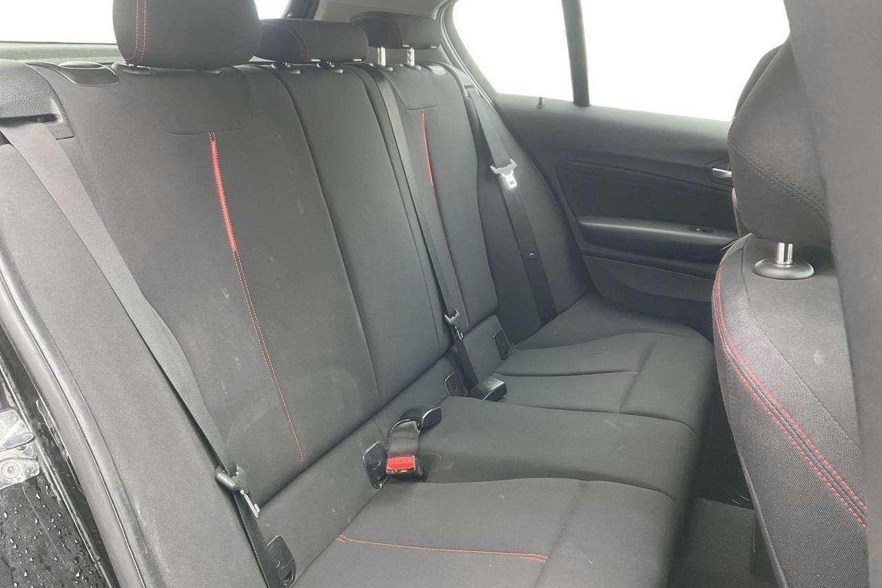 BMW 118d 5dr, F20 (143hk) - 175 130 km - Manual - black - 2012