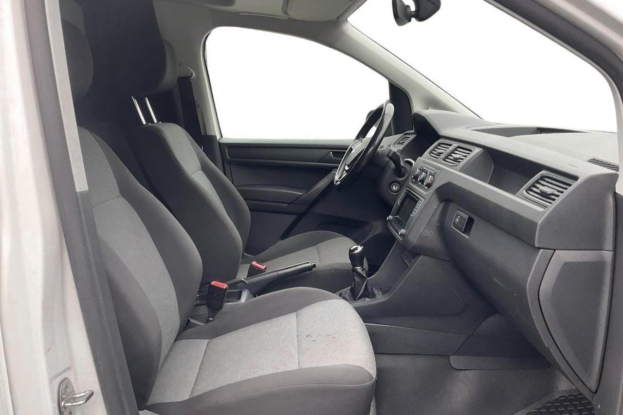 VW Caddy 2.0 TDI Skåp 4MOTION (122hk) - 101 370 km - Käsitsi - valge - 2020