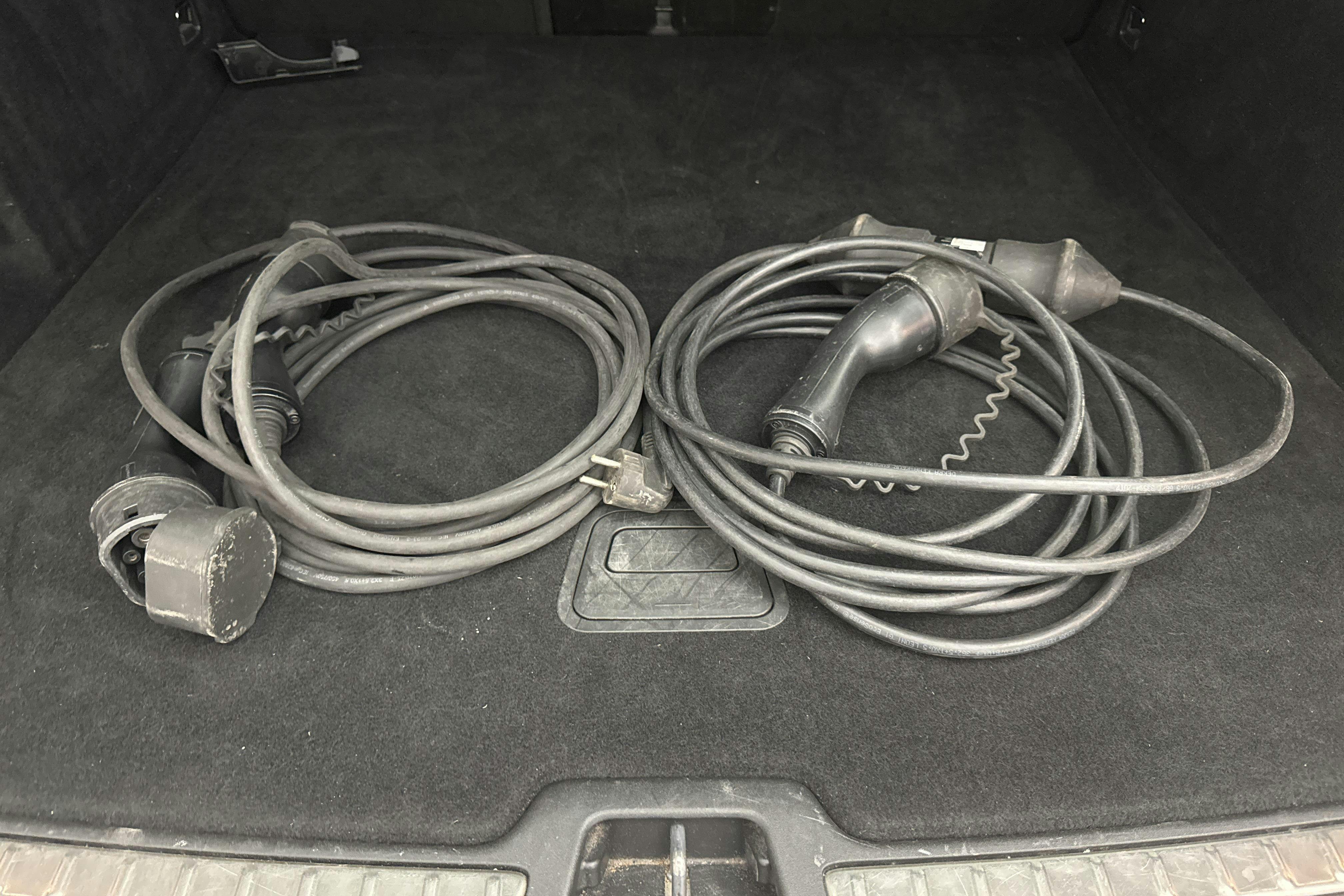 Volvo V60 T6 AWD Recharge (340hk) - 81 680 km - Automatyczna - biały - 2021
