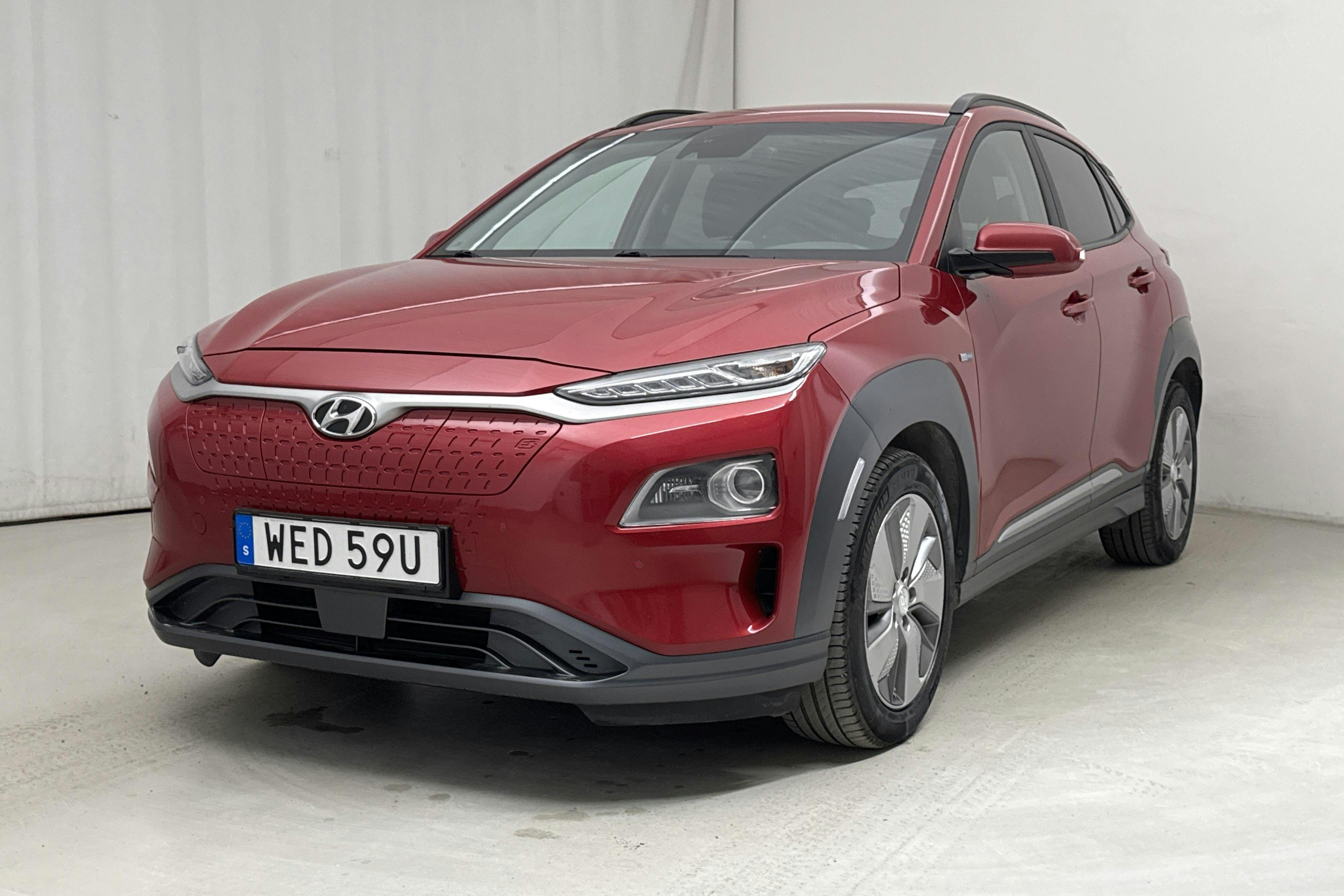 Hyundai Kona Electric Long Range 64kWh (204hk) - 188 190 km - Automatic - red - 2020