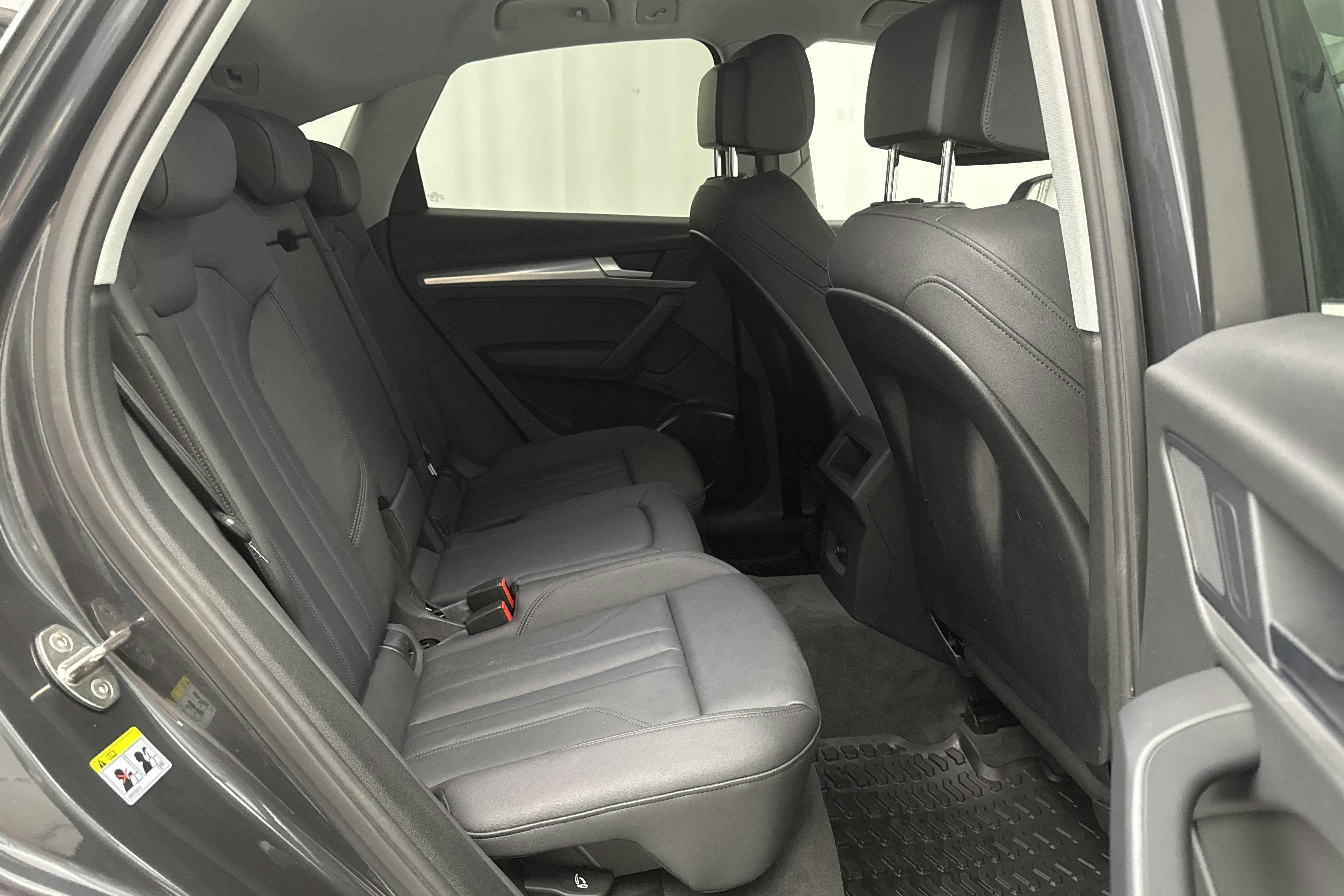 Audi Q5 40 TDI quattro (204hk) - 108 120 km - Automatic - Dark Grey - 2022