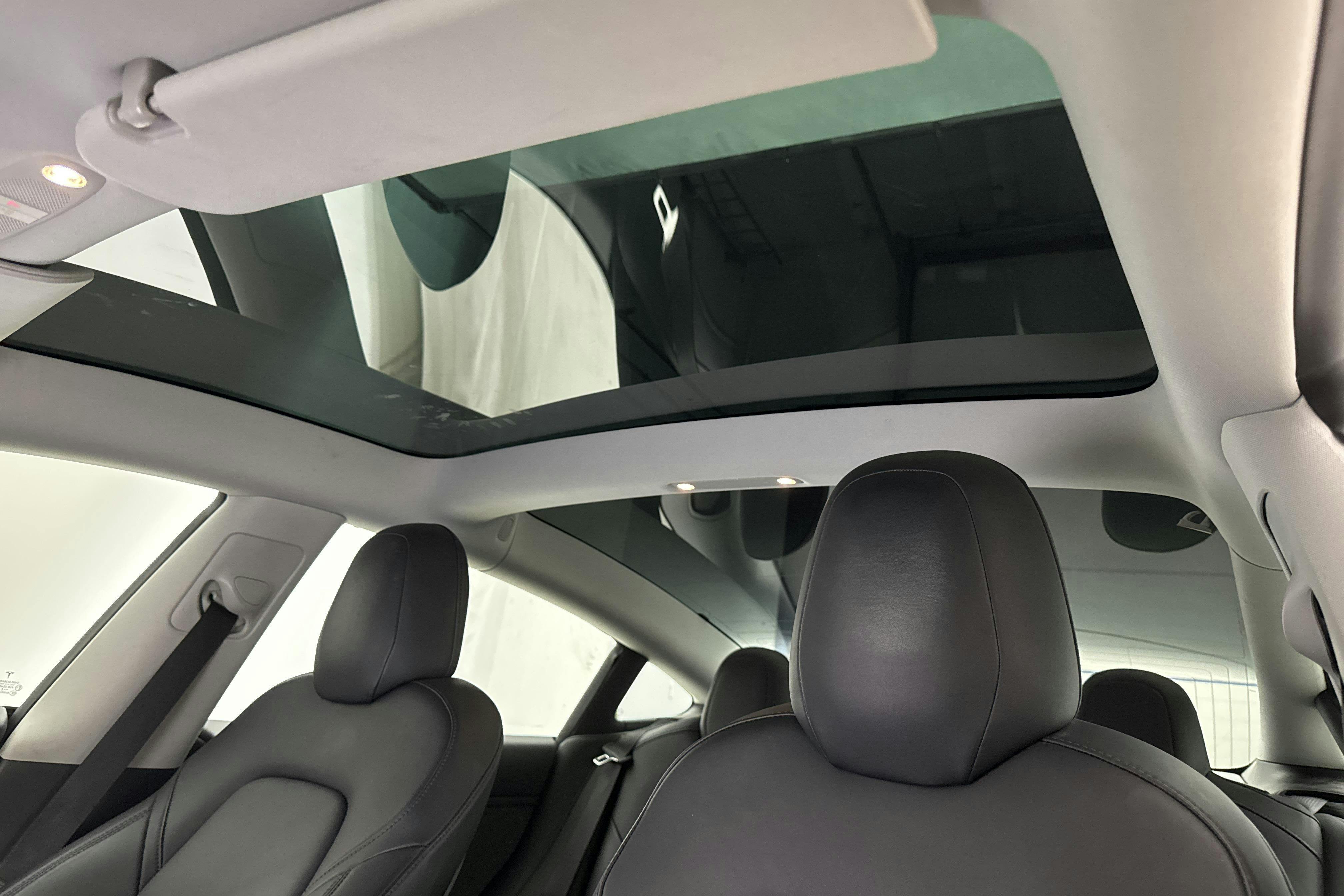 Tesla Model 3 Long Range Dual Motor AWD - 11 506 mil - Automat - svart - 2019