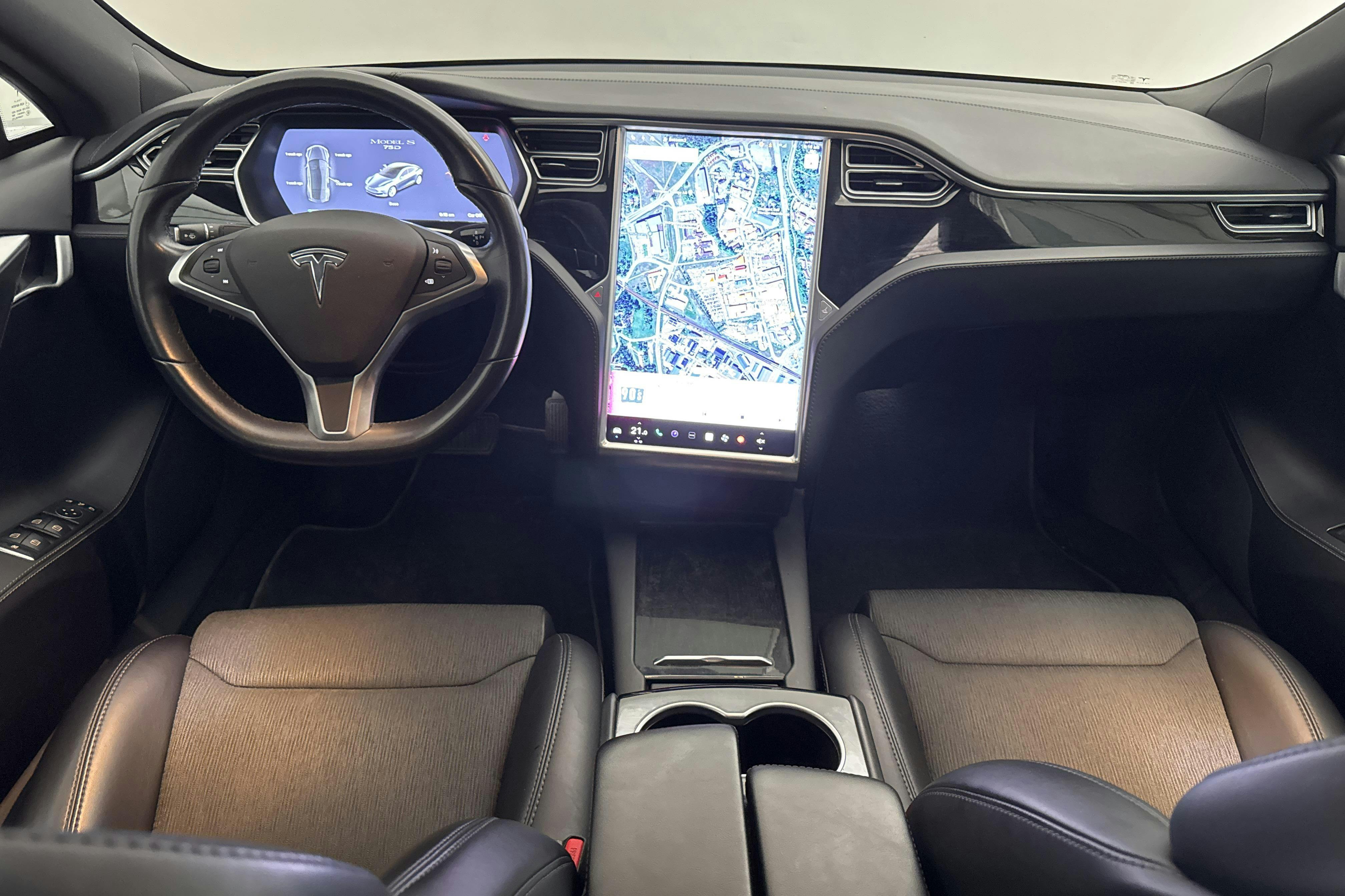 Tesla Model S 75D - 6 384 mil - Automat - grå - 2018