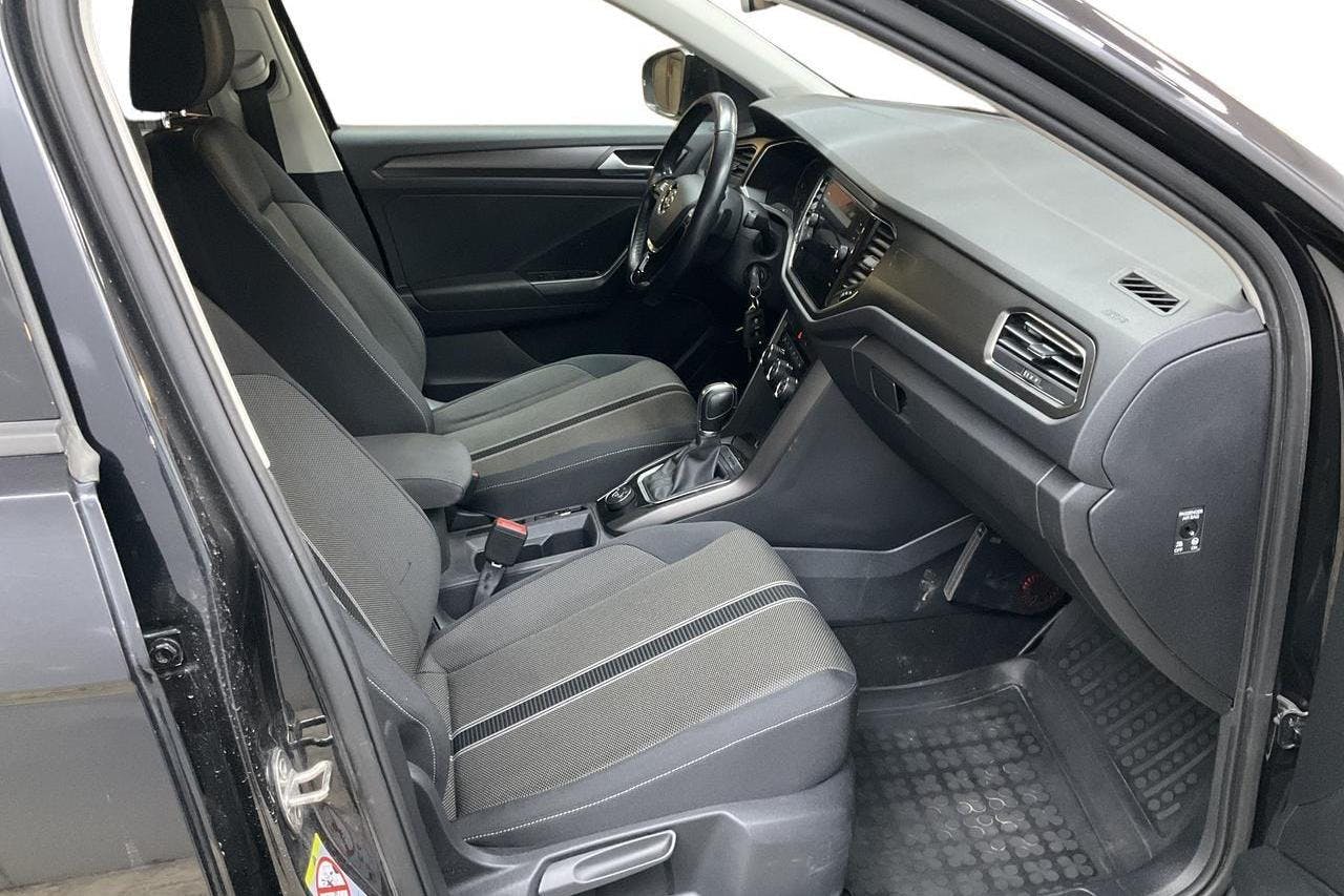 VW T-Roc 2.0 TDI 4MOTION (150hk) - 176 450 km - Automaatne - must - 2019