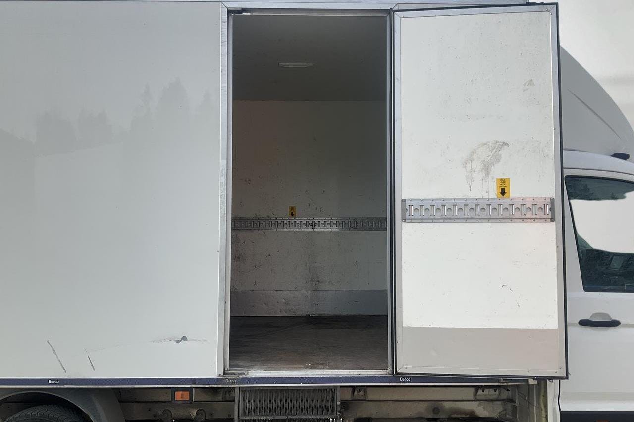 VW Crafter 35 2.0 TDI Volymskåp (177hk) - 128 270 km - Automatic - white - 2019